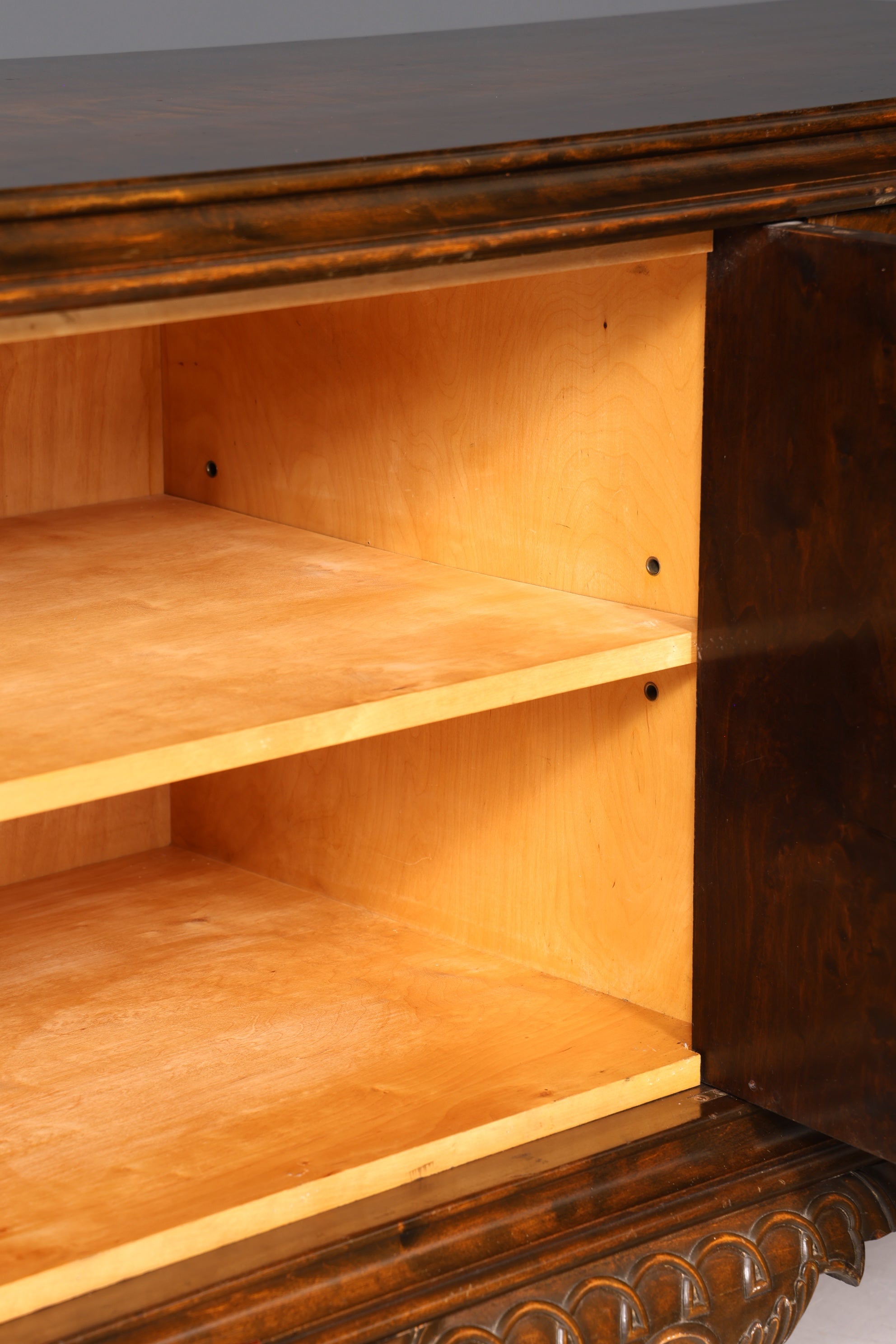 Traumhaftes Chippendale Sideboard Barock Stil Schrank Antik 50s 60s TV Kommode