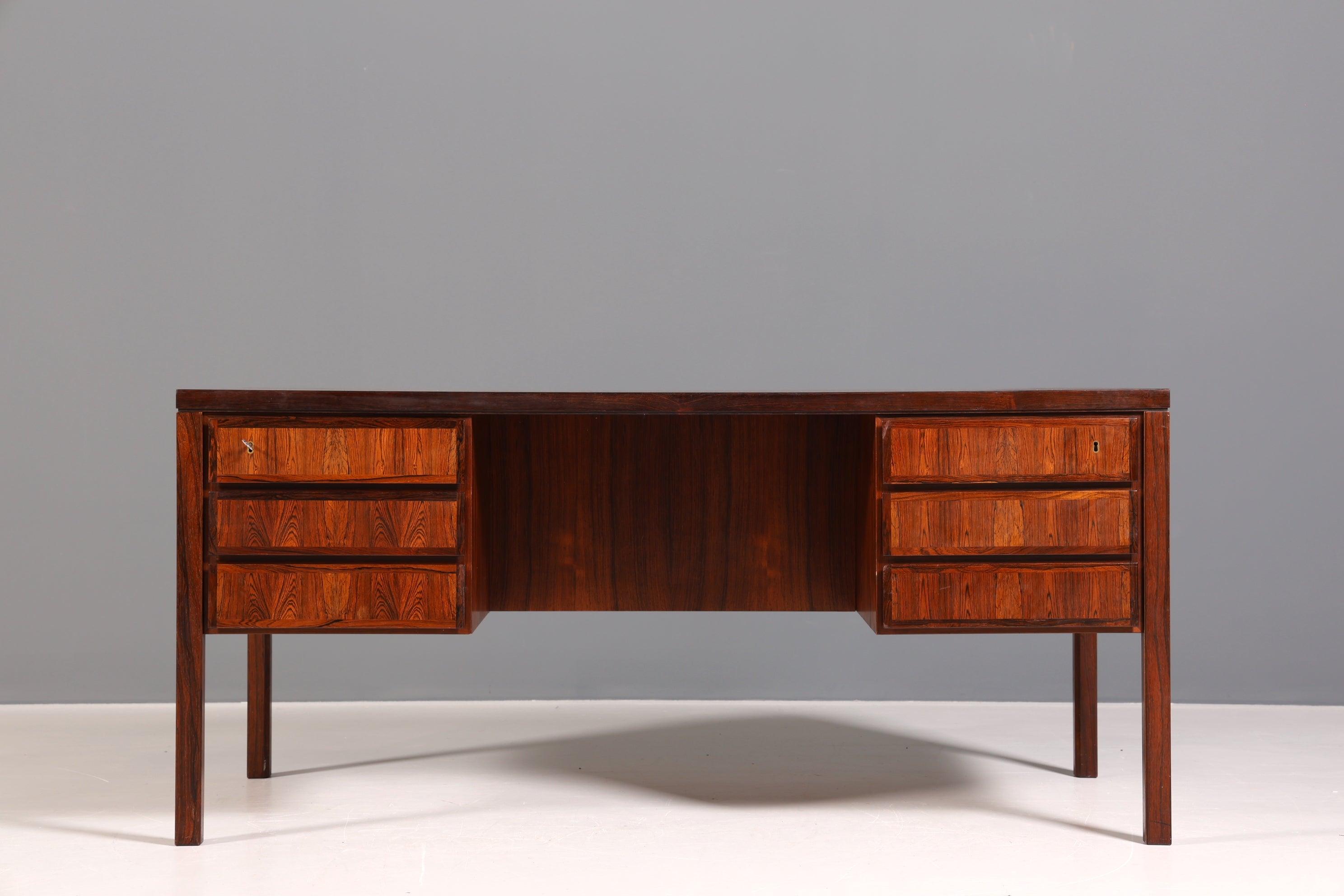 Seltener Mid Century Schreibtisch Palisander Holz "Modell 77 von Gunni Omann für Omann Jun Møbelfabrik" 1960s