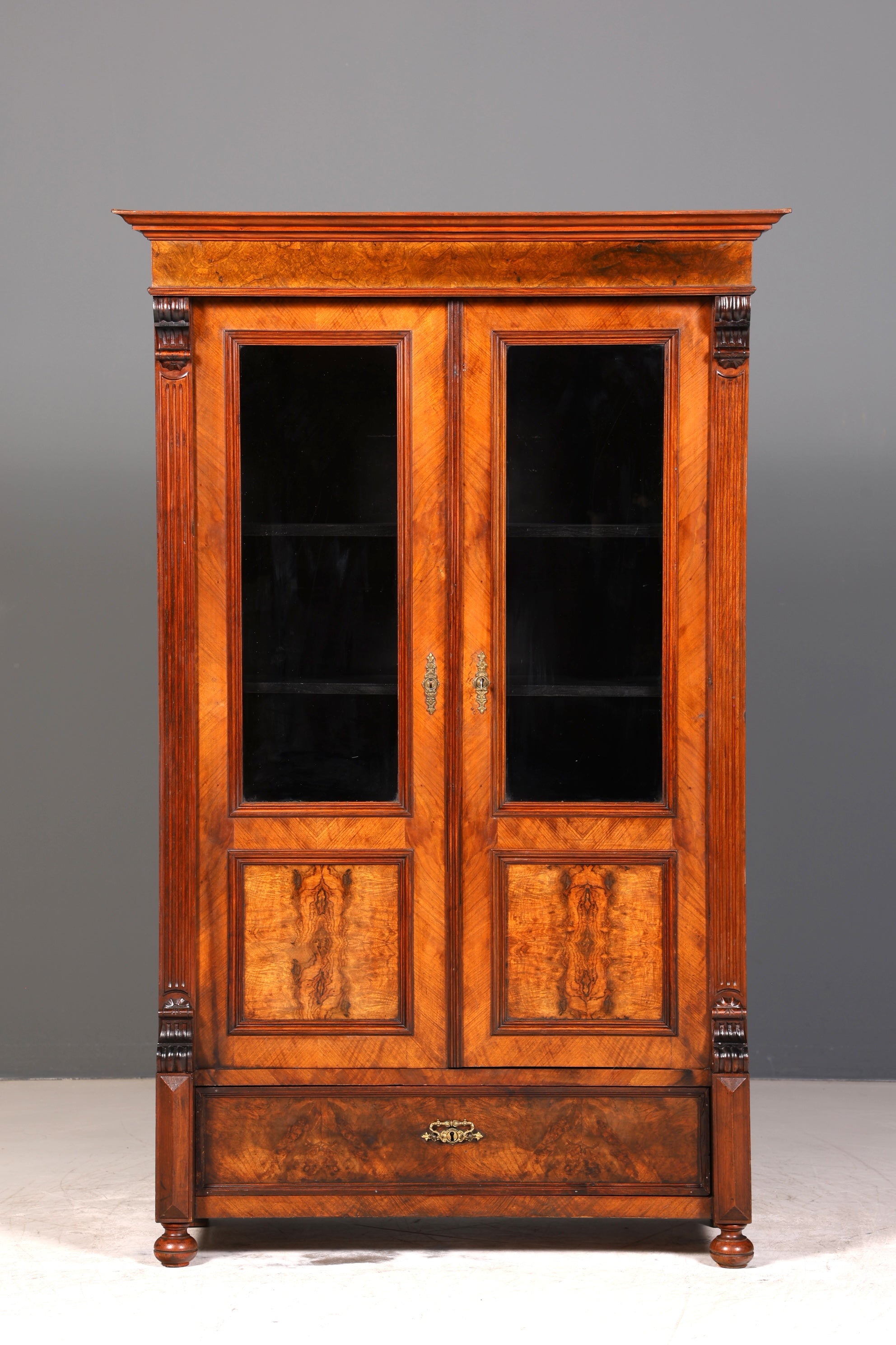 Edler Gründerzeit Vitrine Schrank um 1880 Kleiderschrank Antik Louis Philippe Wäscheschrank