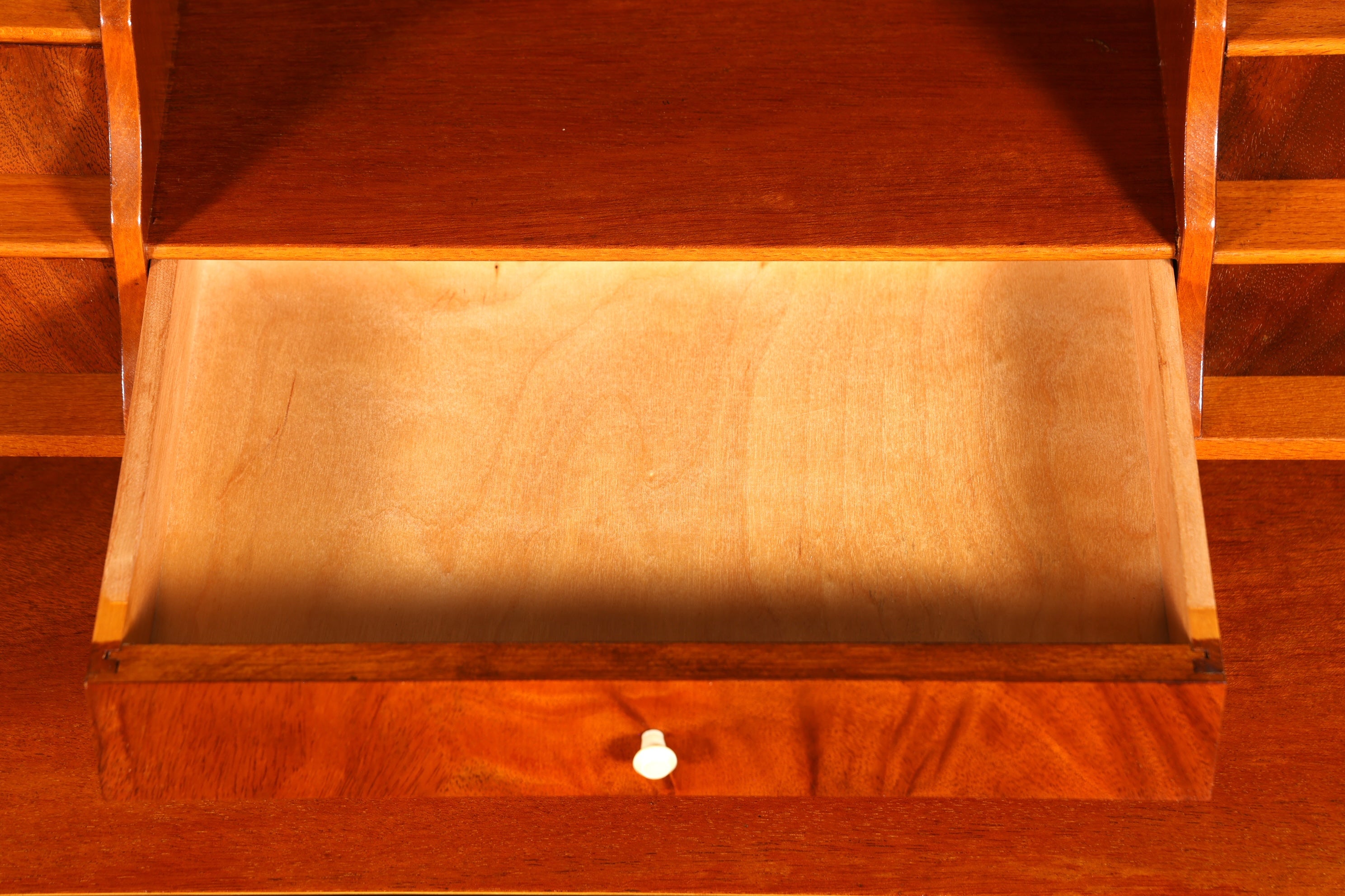 Stilvoller Sekretär im Englischen Stil Büro Kommode Schreibkommode Sekretär Kommode