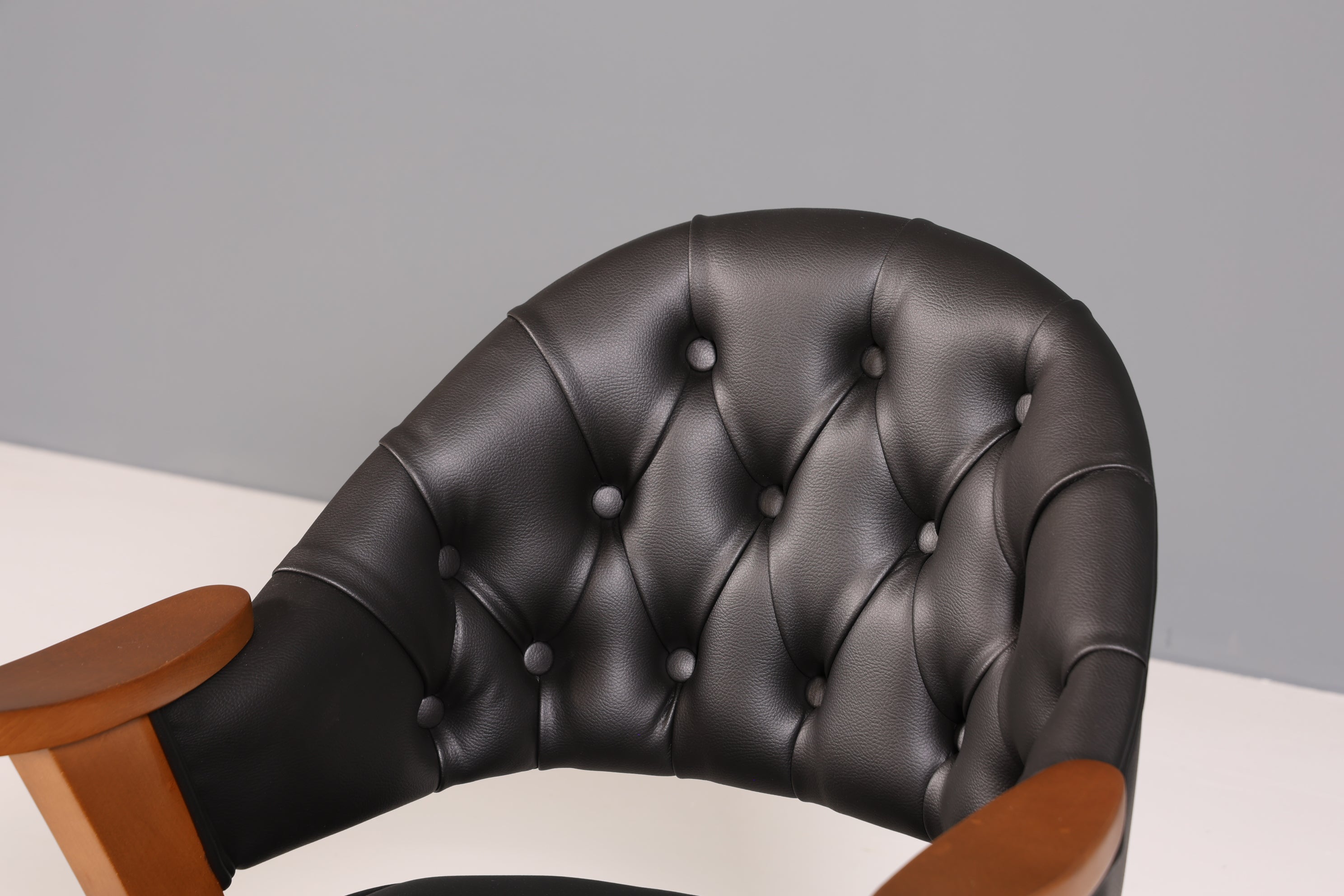 Luxuriöser "Manchester Black" Stuhl Chesterfield Stil Bürostuhl Esszimmerstuhl Lounge Stuhl