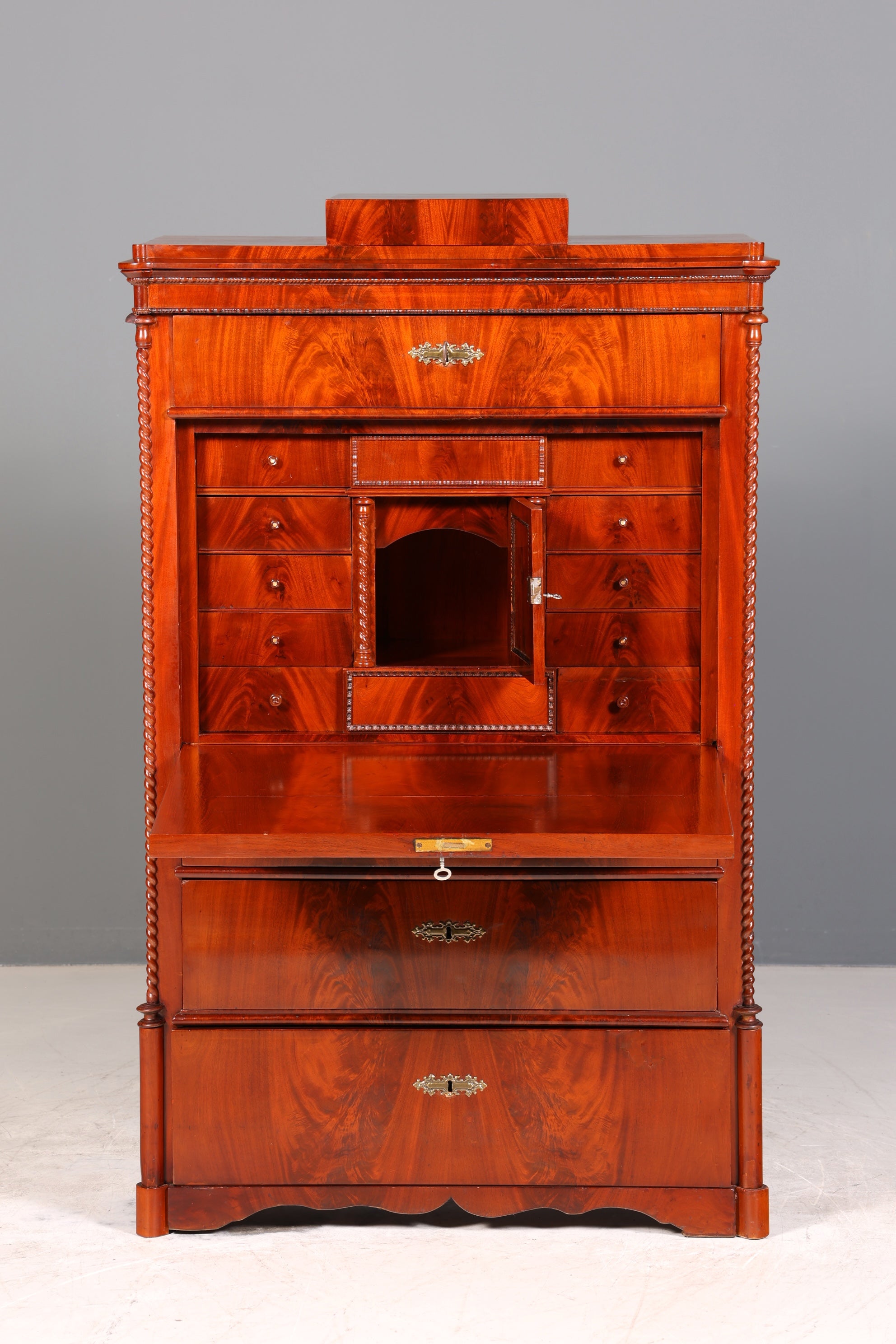 Stilvoller Louis Philippe Sekretär um 1880 Kommode Antik Biedermeier Stil Bürokommode