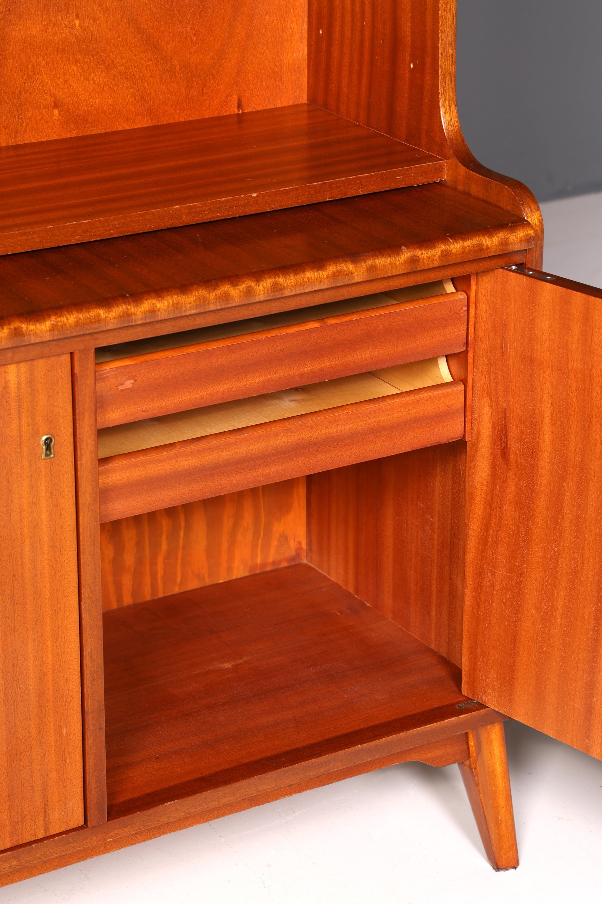 Wunderschöner Mid Century Schrank Bücherregal Vintage Sekretär Highboard Holz Regal 60s