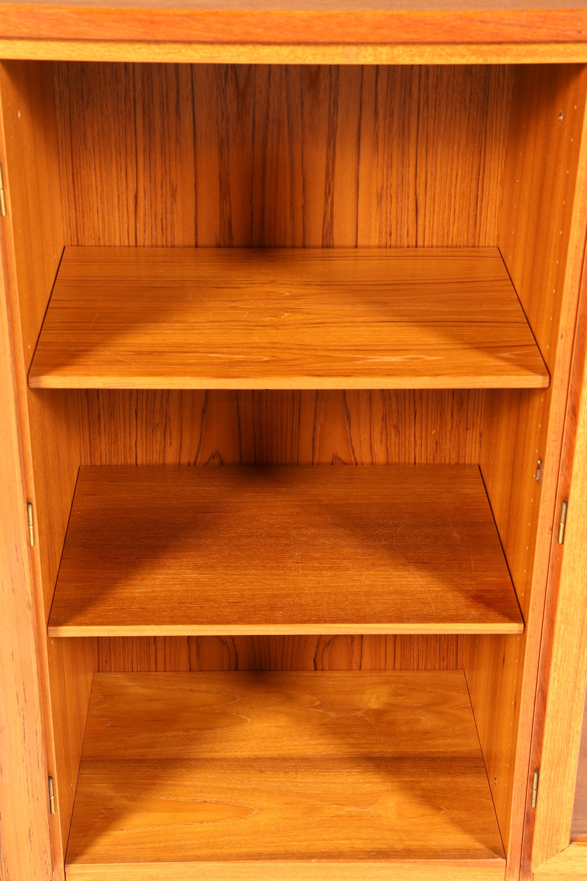 Traumhafter Mid Century Highboard Retro Vitrine 60er Jahre Schrank Regal Kommode