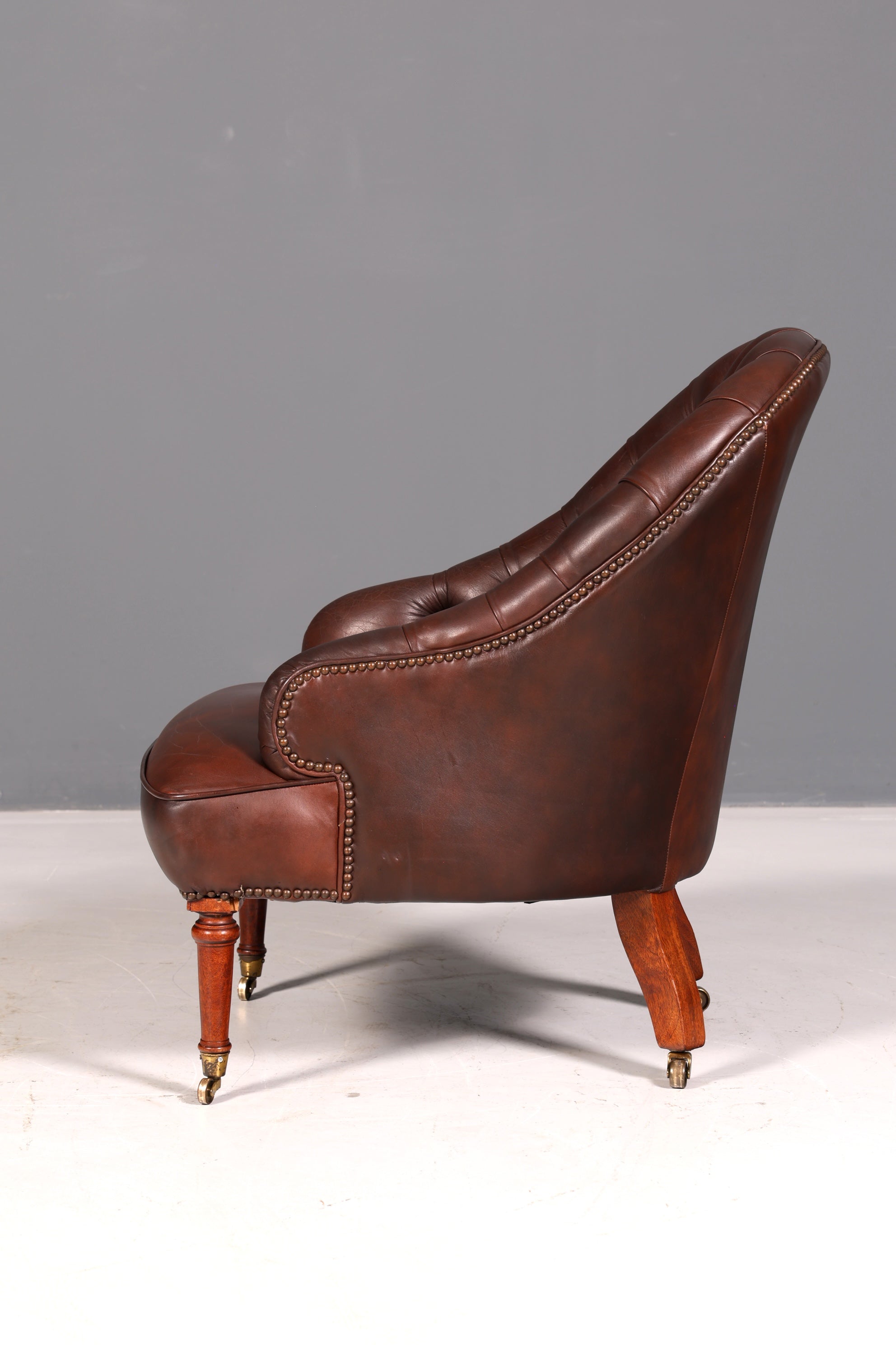 Wunderschöner Chesterfield Ledersessel Braun Echt Leder Englisch Clubsessel Sessel Knopfheftung Sekretär Stuhl Antik Vintage