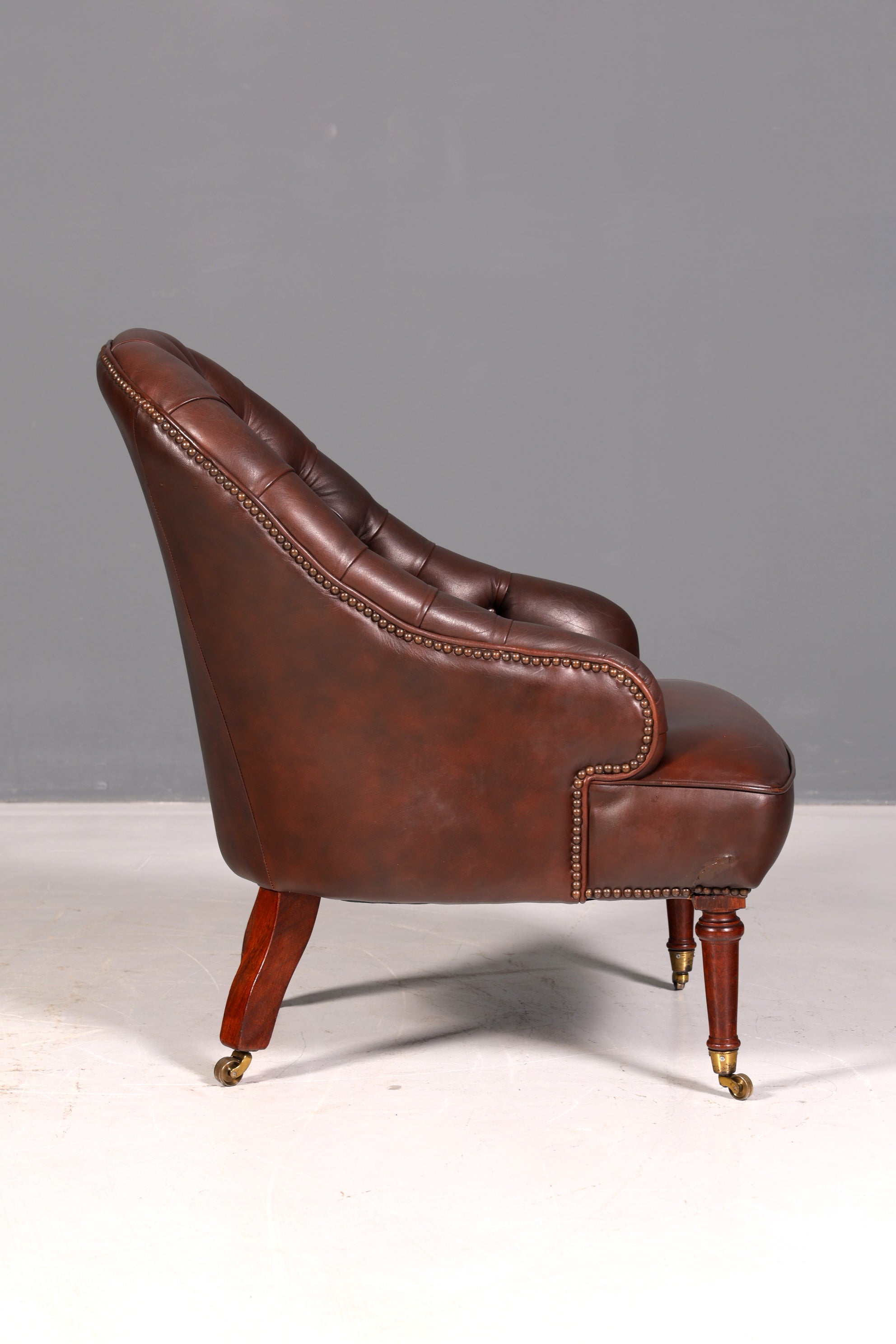 Wunderschöner Chesterfield Ledersessel Braun Echt Leder Englisch Clubsessel Sessel Knopfheftung Sekretär Stuhl Antik Vintage