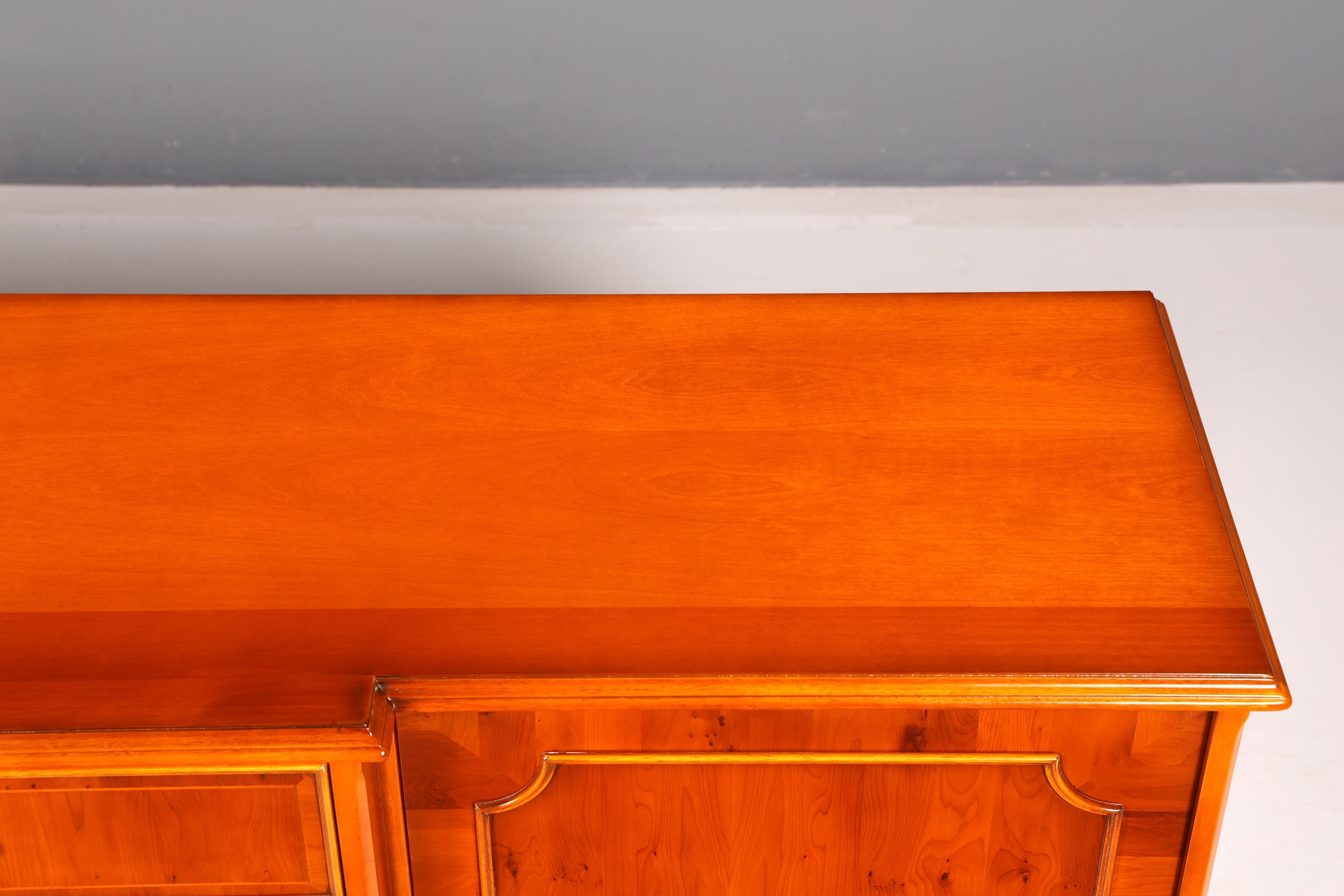 Wunderschönes Original Heldense Sideboard Eibe Englisch Buffetschrank Kommode Antik Schrank Vintage
