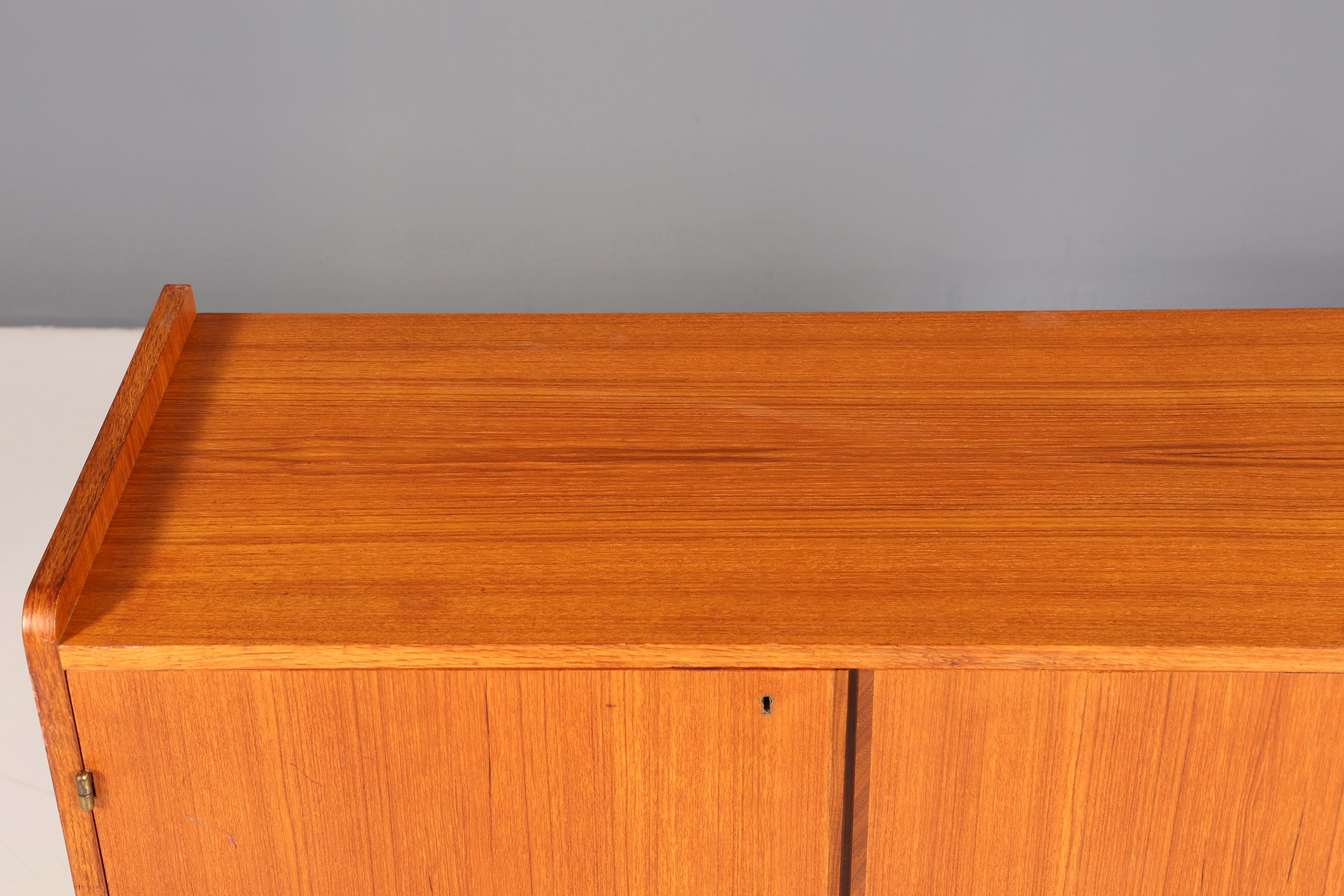 Wunderschönes Mid Century Highboard echt Holz Schrank Büro Kommode 60er Jahre
