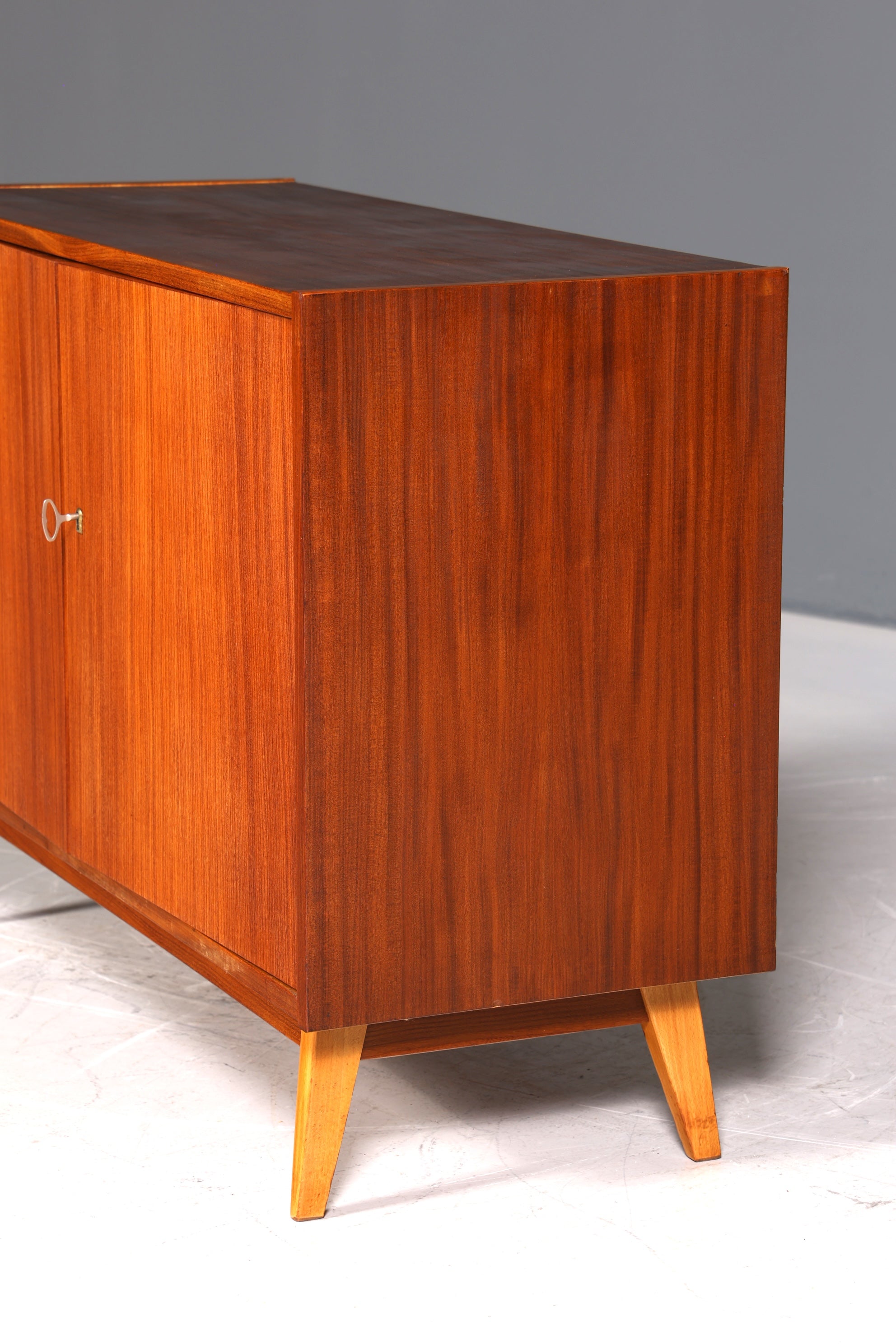 Wunderschöne Mid Century Kommode Vintage Schrank Retro Flur Kommode 60s