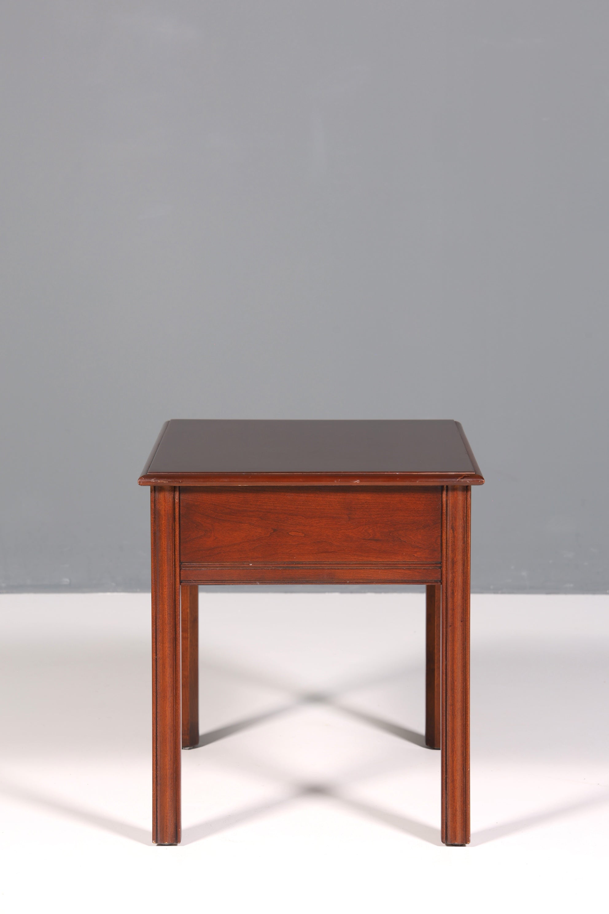 Wunderschöner Tisch der Marke Drexel Heritage Beistelltisch Antik 60s Ablagetisch 5 von 5