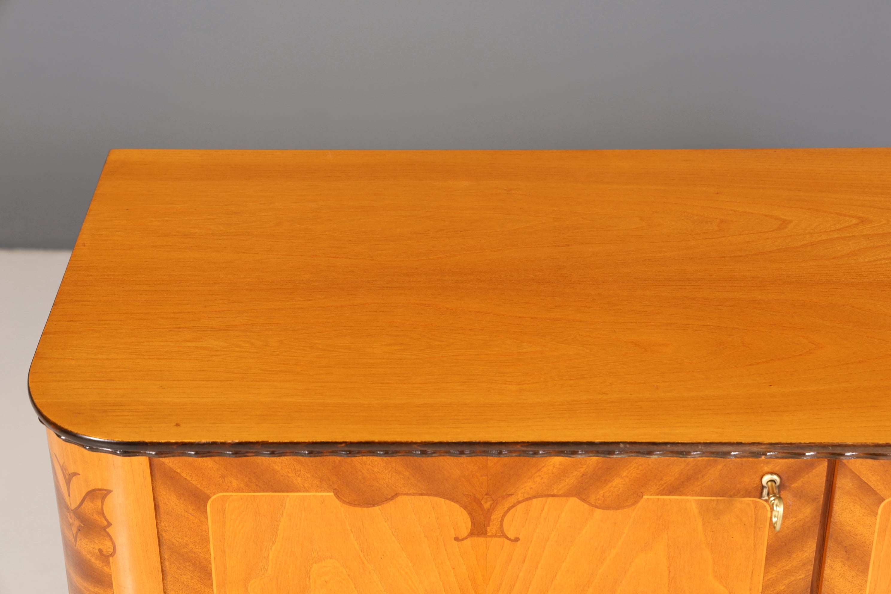 Stilvolles Original Art Deco Schrank Vertiko Sideboard um 1930 Highboard Kommode