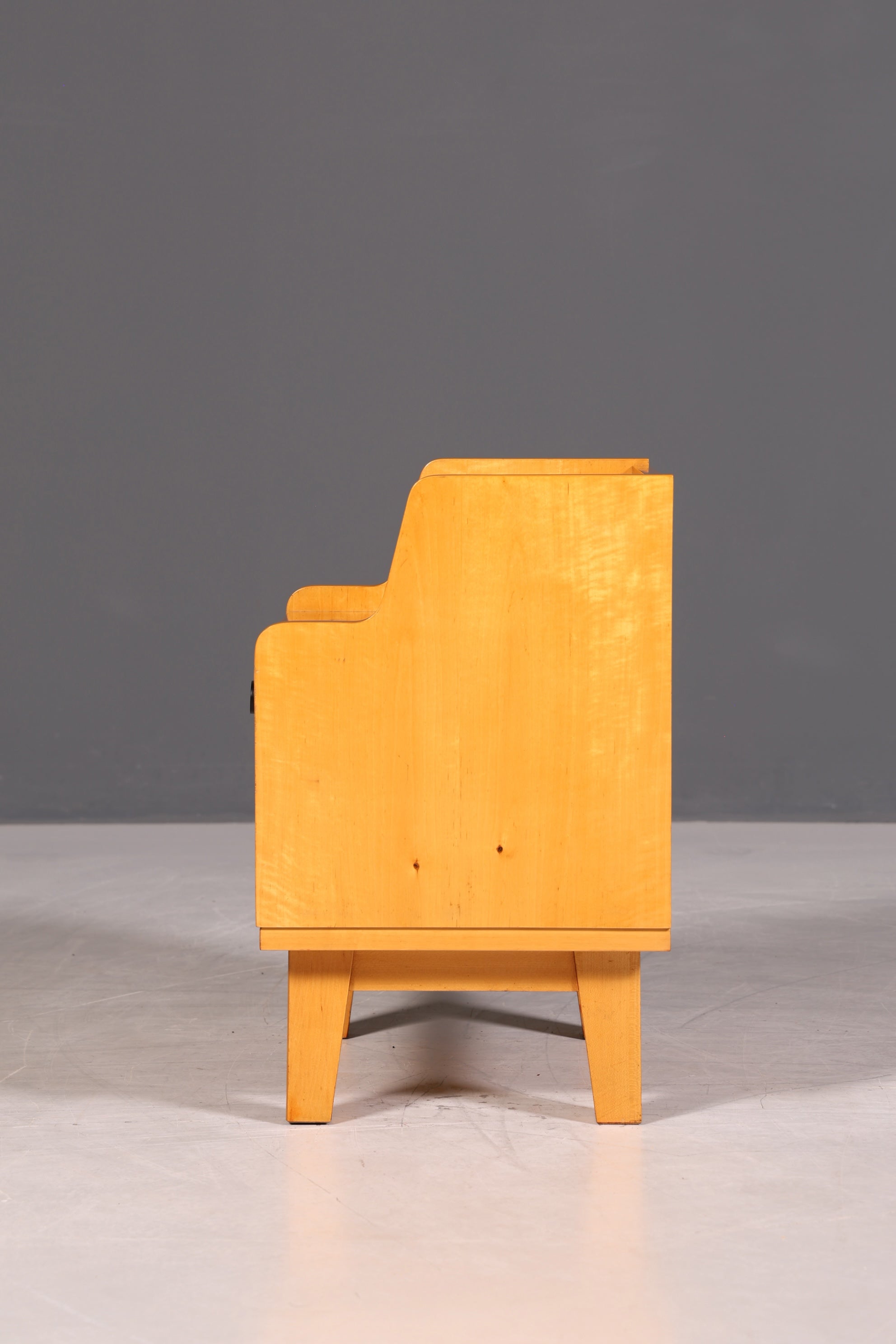 Schlichte Mid Century Kommode Vintage Klappschränkchen Danish Design Nachttisch 1 von 2