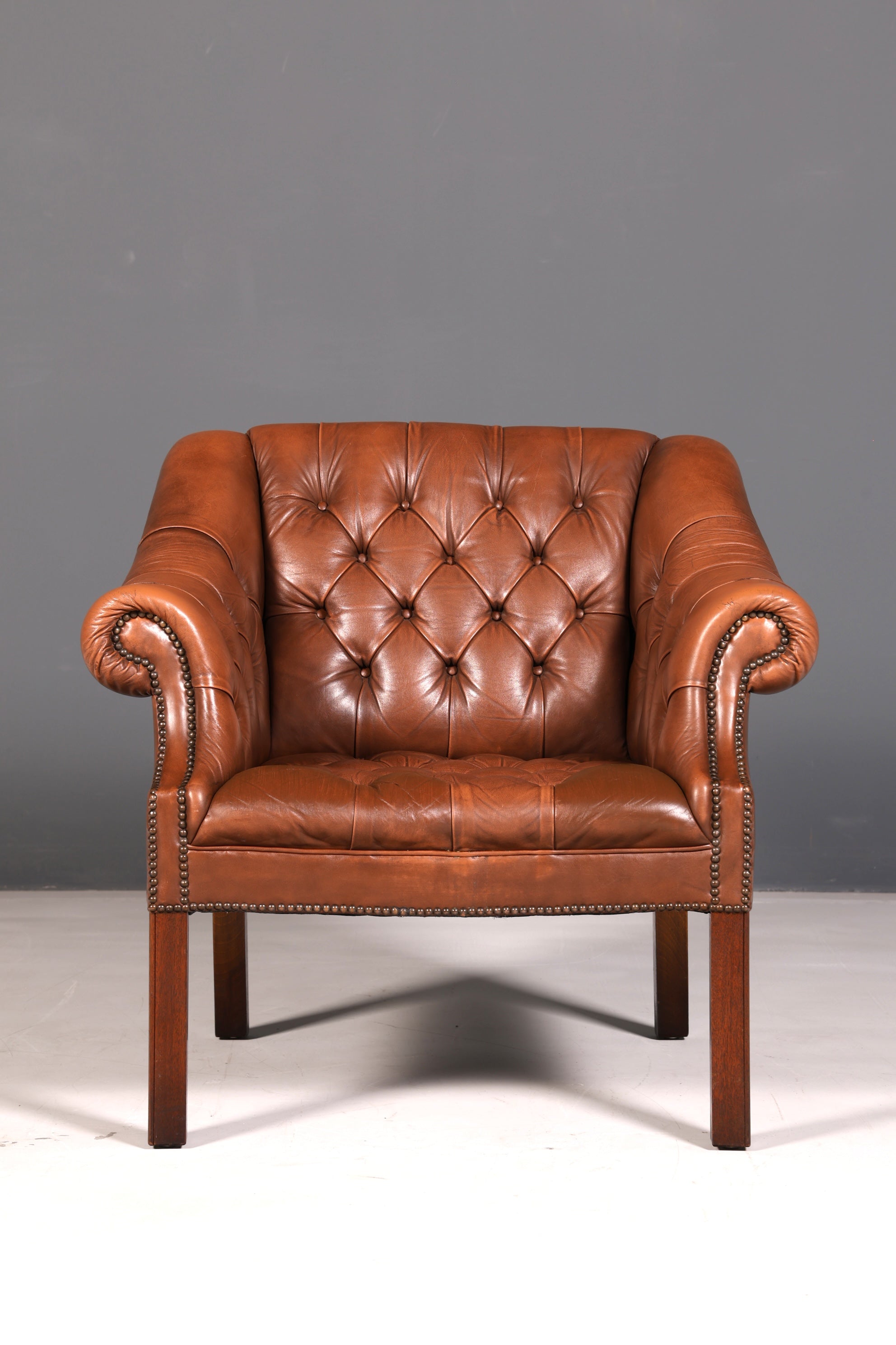 Edler Chesterfield Sessel Clubsessel Echtleder Braun Englischer Armlehnsessel Ledersessel