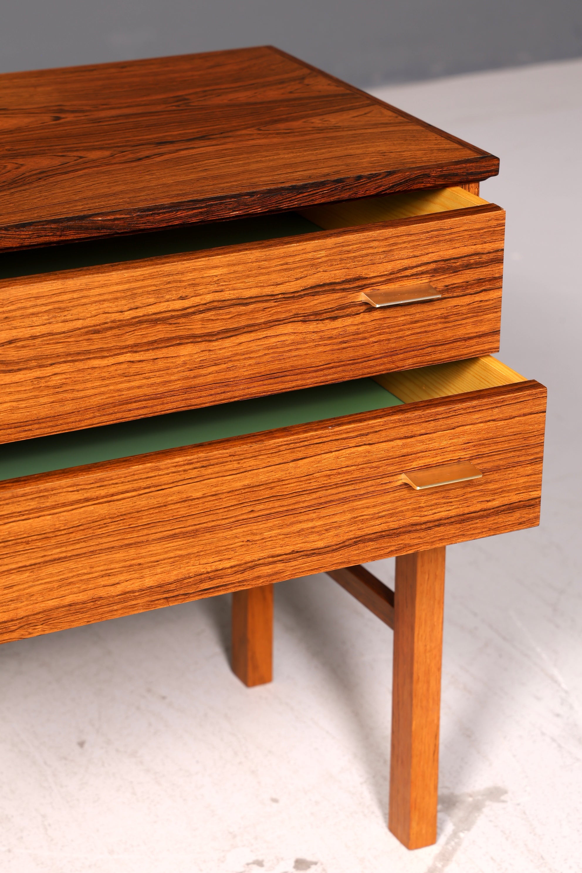 Wunderschöne Mid Century Kommode Vintage Flurkommode Nachttisch Retro 60er Sideboard Holz Skandinavisch