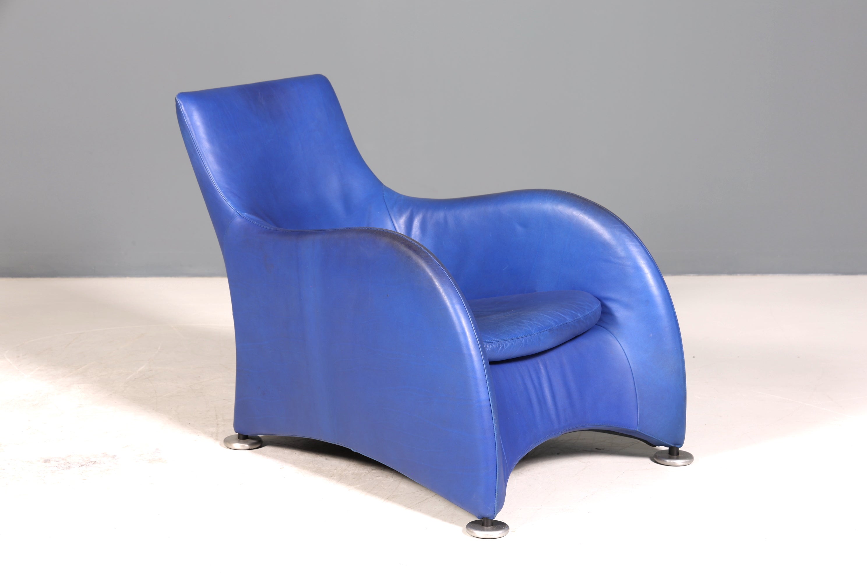 Edler Loge Sessel mit Hocker Designer Lounge Sessel Designed by Gerard Van den Berg für Montis echt Leder Sessel Relax Armlehnsessel 90s