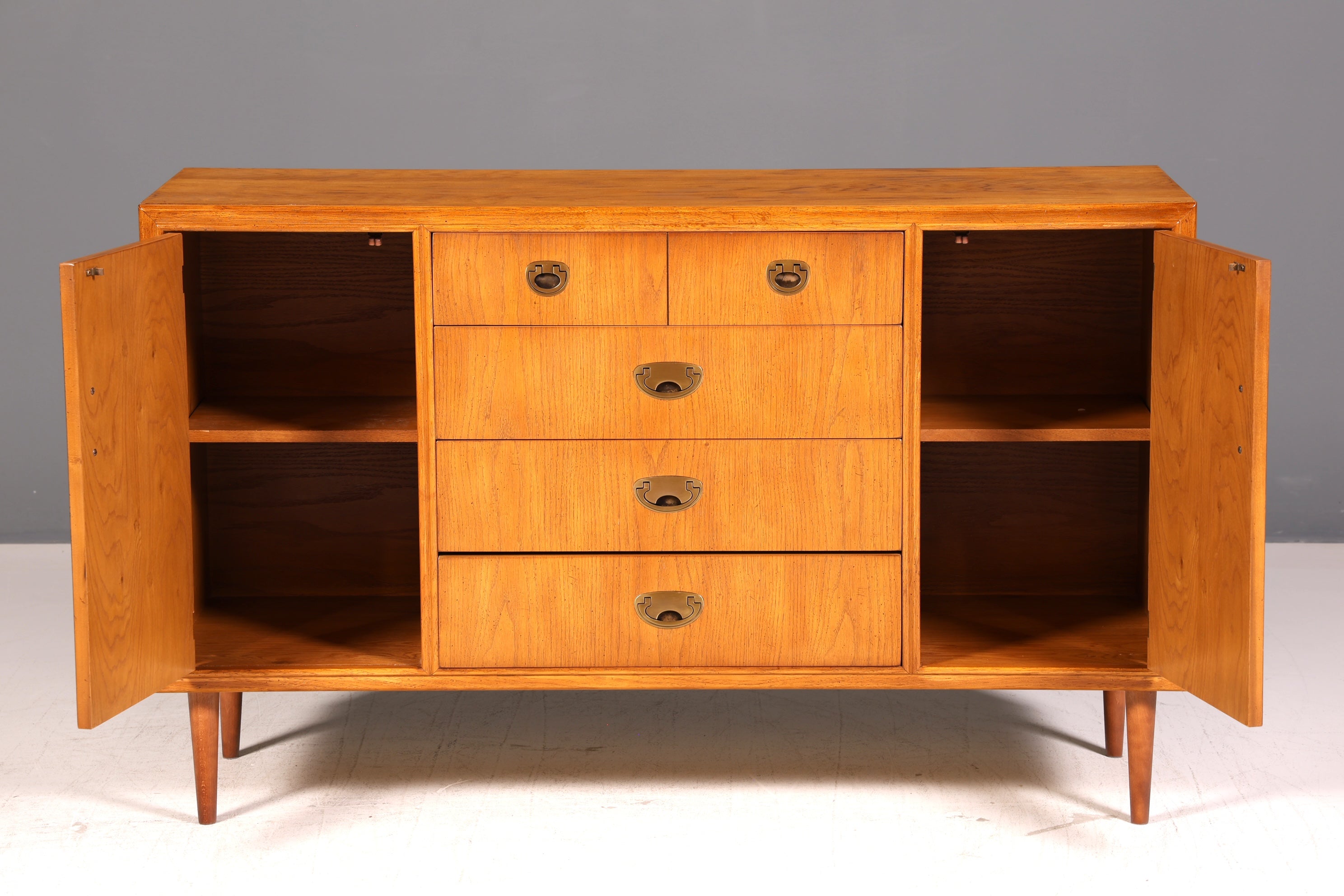 Stilvolles Drexel Heritage Sideboard USA Antik Stil Kommode Art Deco Schubladenkommode Massiv Echt Holz Vintage Wäschekommode