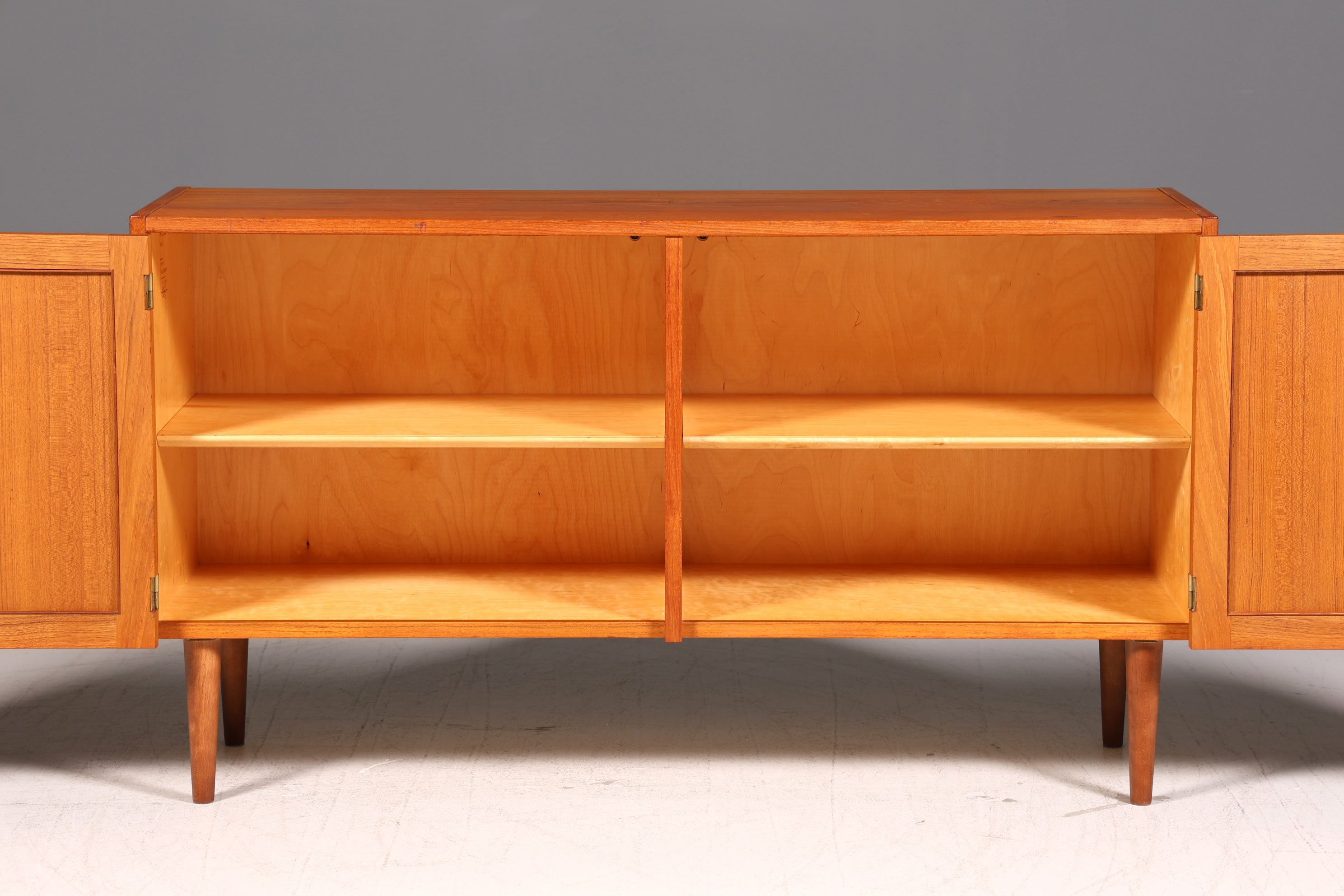 Wunderschönes Mid Century Sideboard Teak Holz Vintage Schrank Retro 60er Anrichte Danish Design TV Schrank