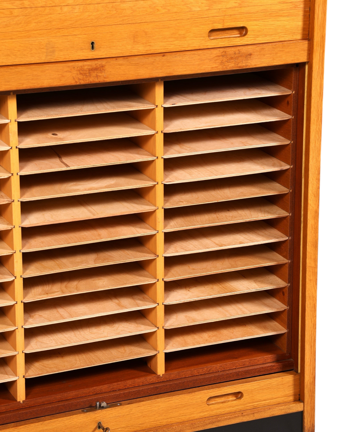 Schlichter Mid Century Rollladenschrank Bauhaus Vintage Apothekerschrank Art Deco Büro Aktenschrank