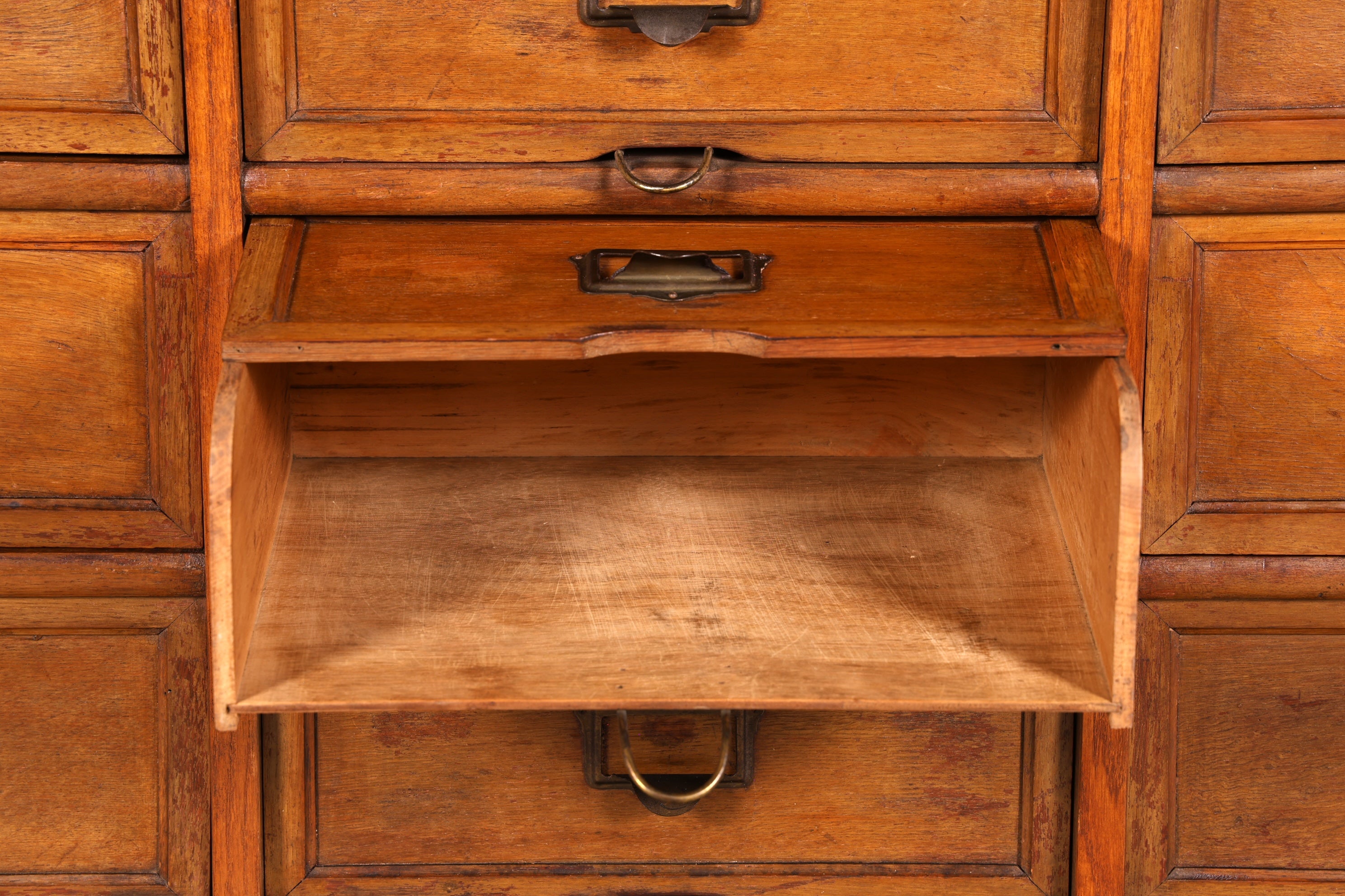 G464 Finish cm Wunderschöne Mid Century Kommode Vintage Bauhaus Apotheker Schrank Retro Schubladenkommode (Kopie)