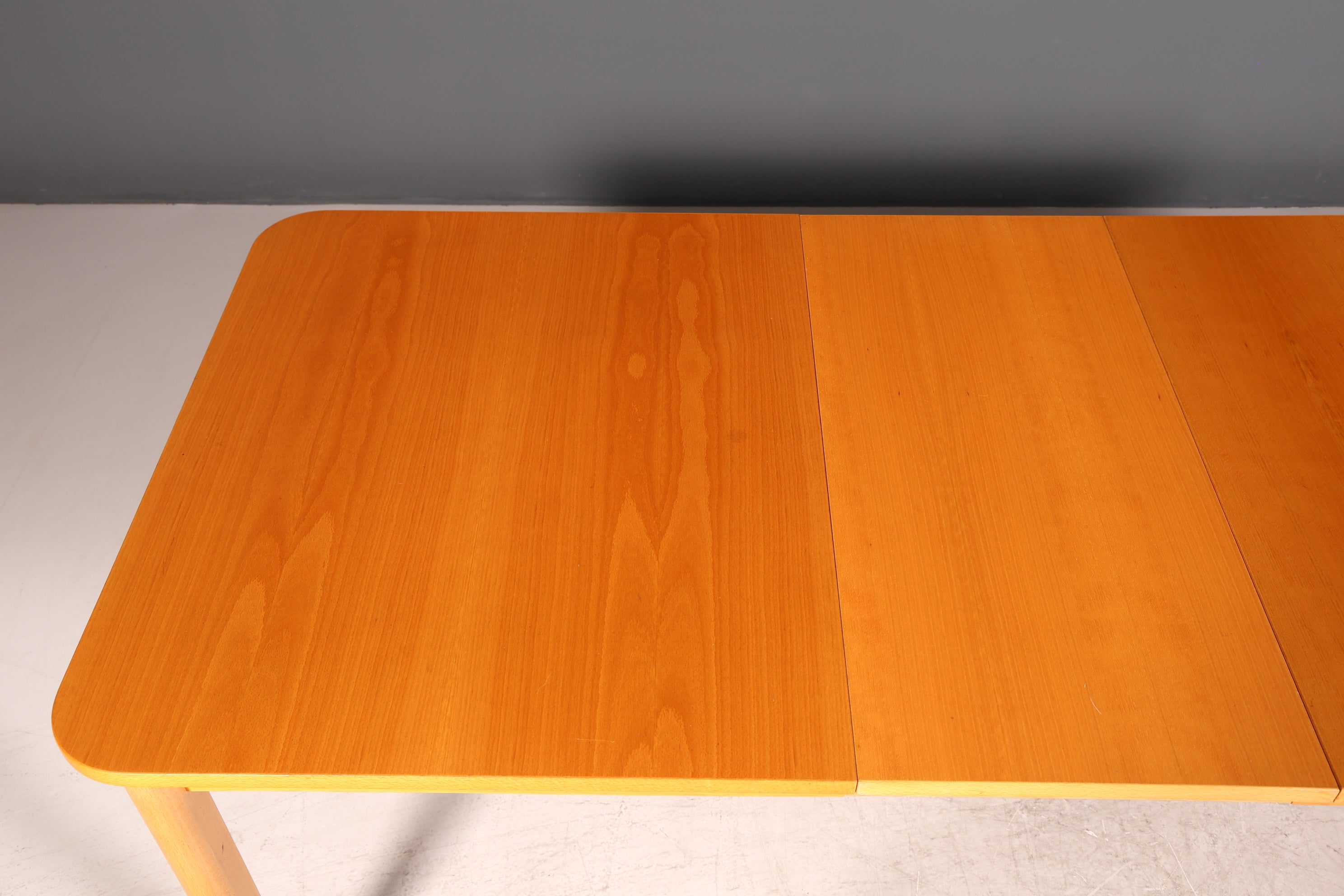Schlichter Mid Century Esstisch ausziehbarer Vintage Tisch Retro Küchentisch