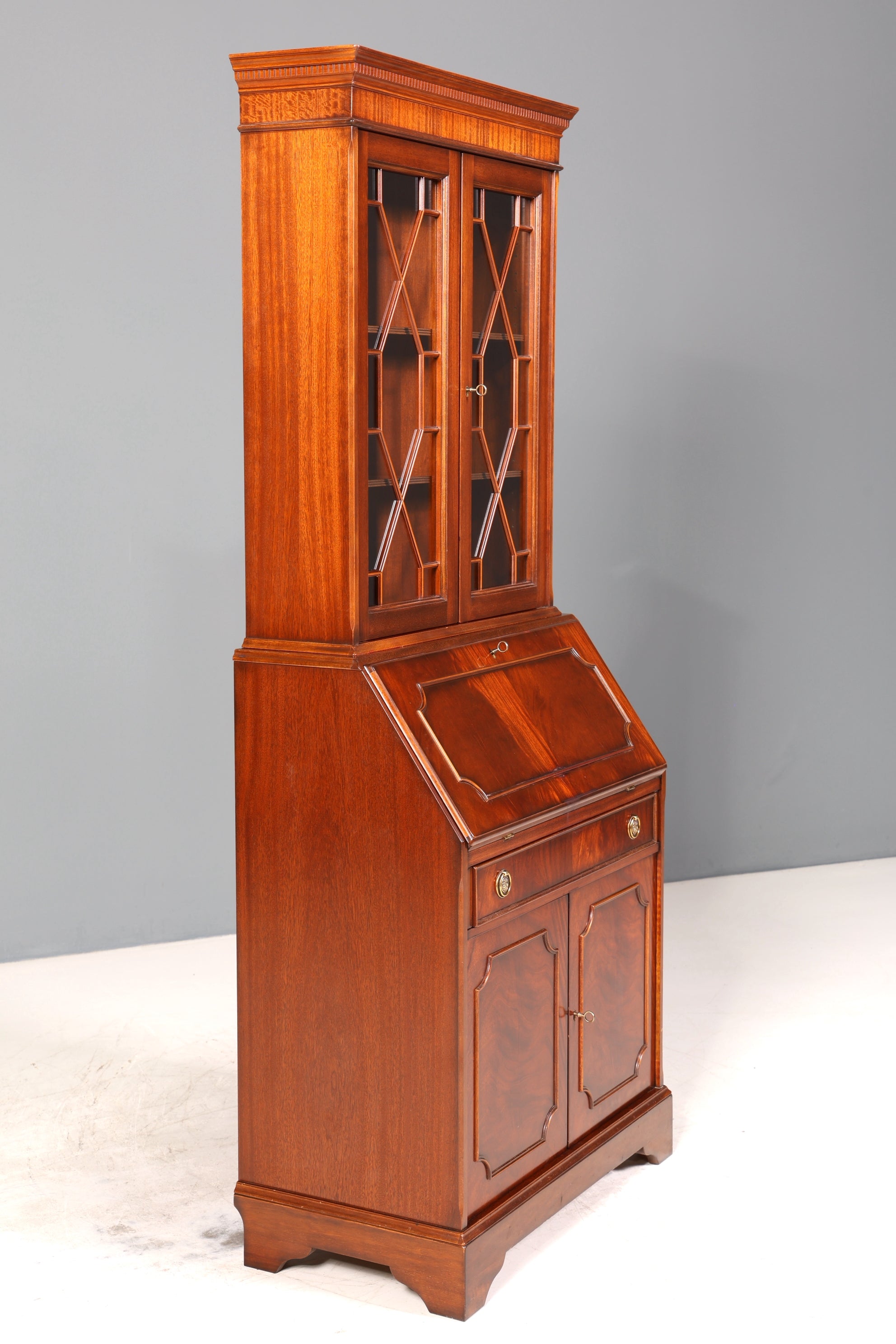 E913 Finish cm Stilvoller Englischer Sekretär Original Heldense Büro Aufsatzsekretär Eibe Antik 60S Vitrinen Schrank UK