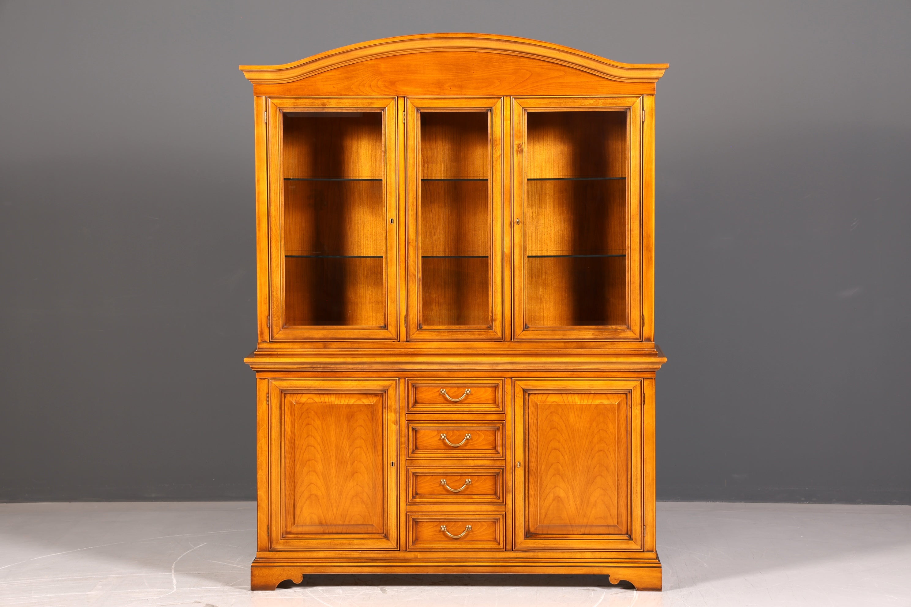 Traumhafte Original Selva Vitrine Kirschholz Buffet Bibliothek Antik Stil Schrank Geschirrschrank Italienische Möbel