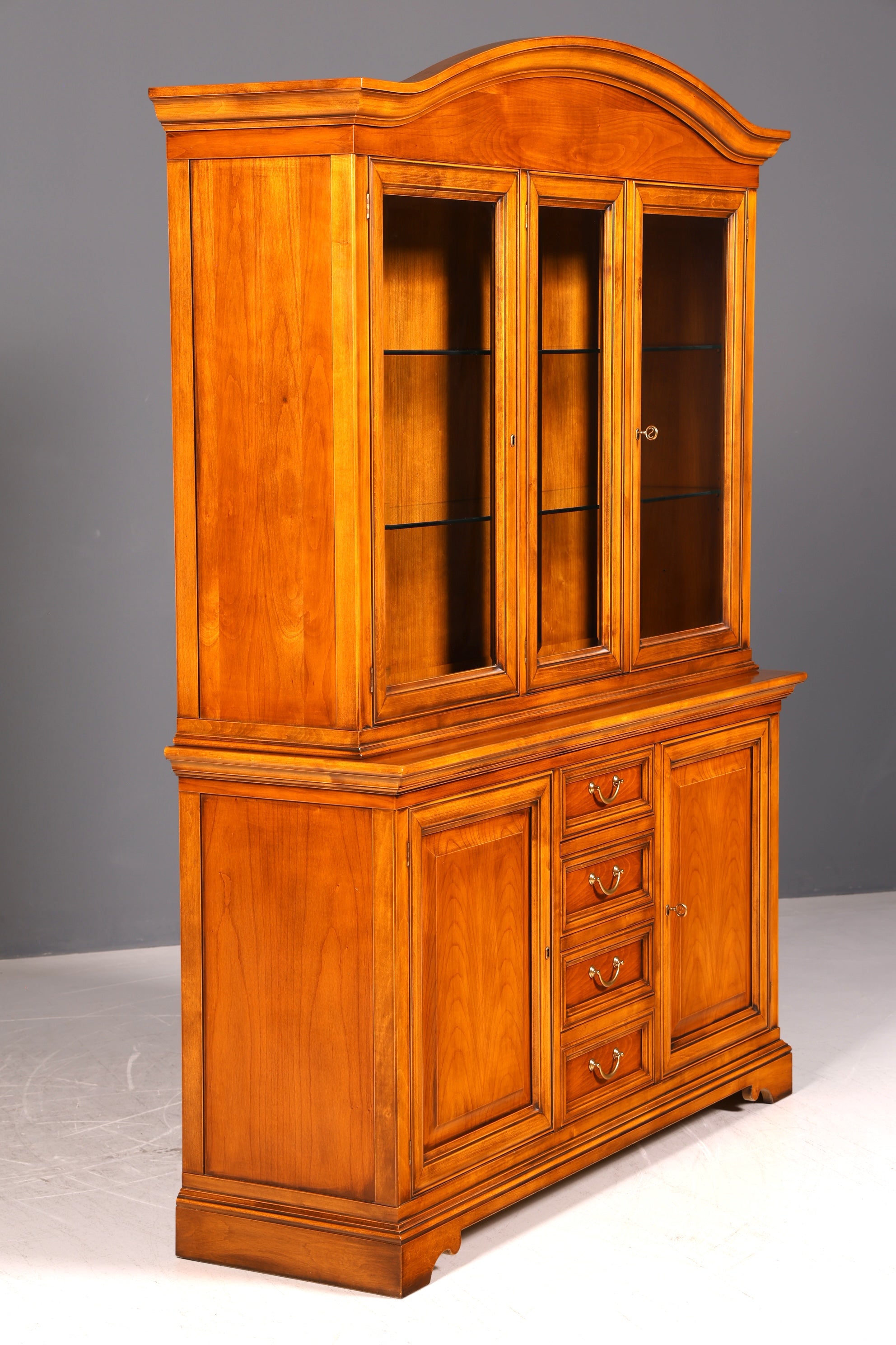 Traumhafte Original Selva Vitrine Kirschholz Buffet Bibliothek Antik Stil Schrank Geschirrschrank Italienische Möbel