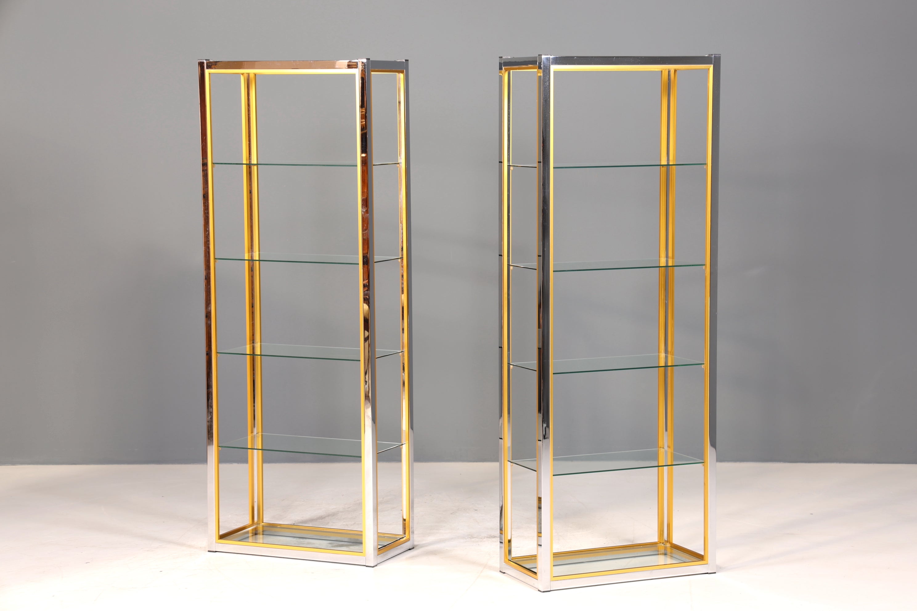 Wunderschönes Bücherregal Design by Renato Zevi Chrome Regal Mid Century Buchablage 1 von 2