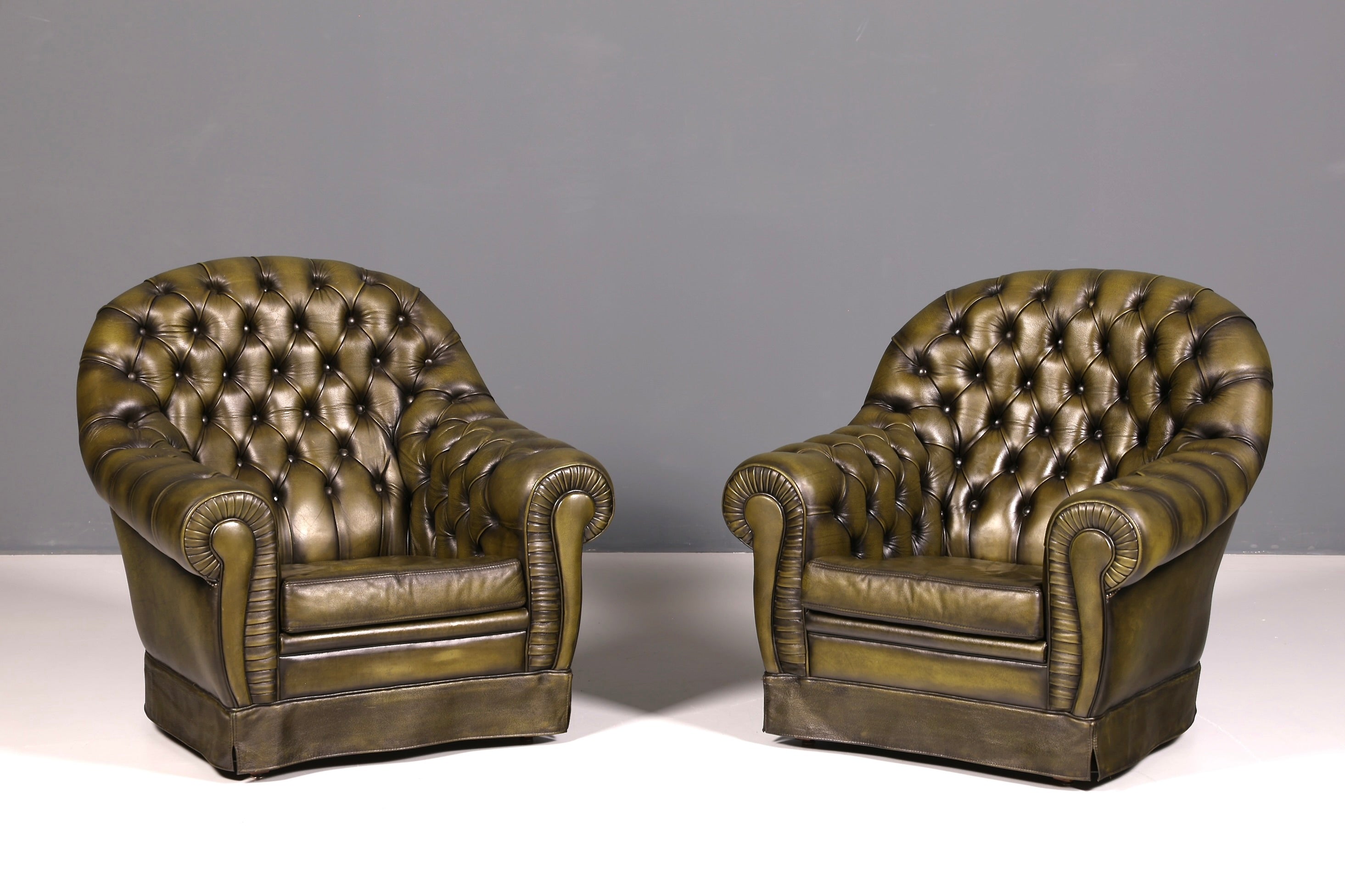 Edler Original Chesterfield Sessel Englisch Echt Leder Lesesessel Lounge Antik UK