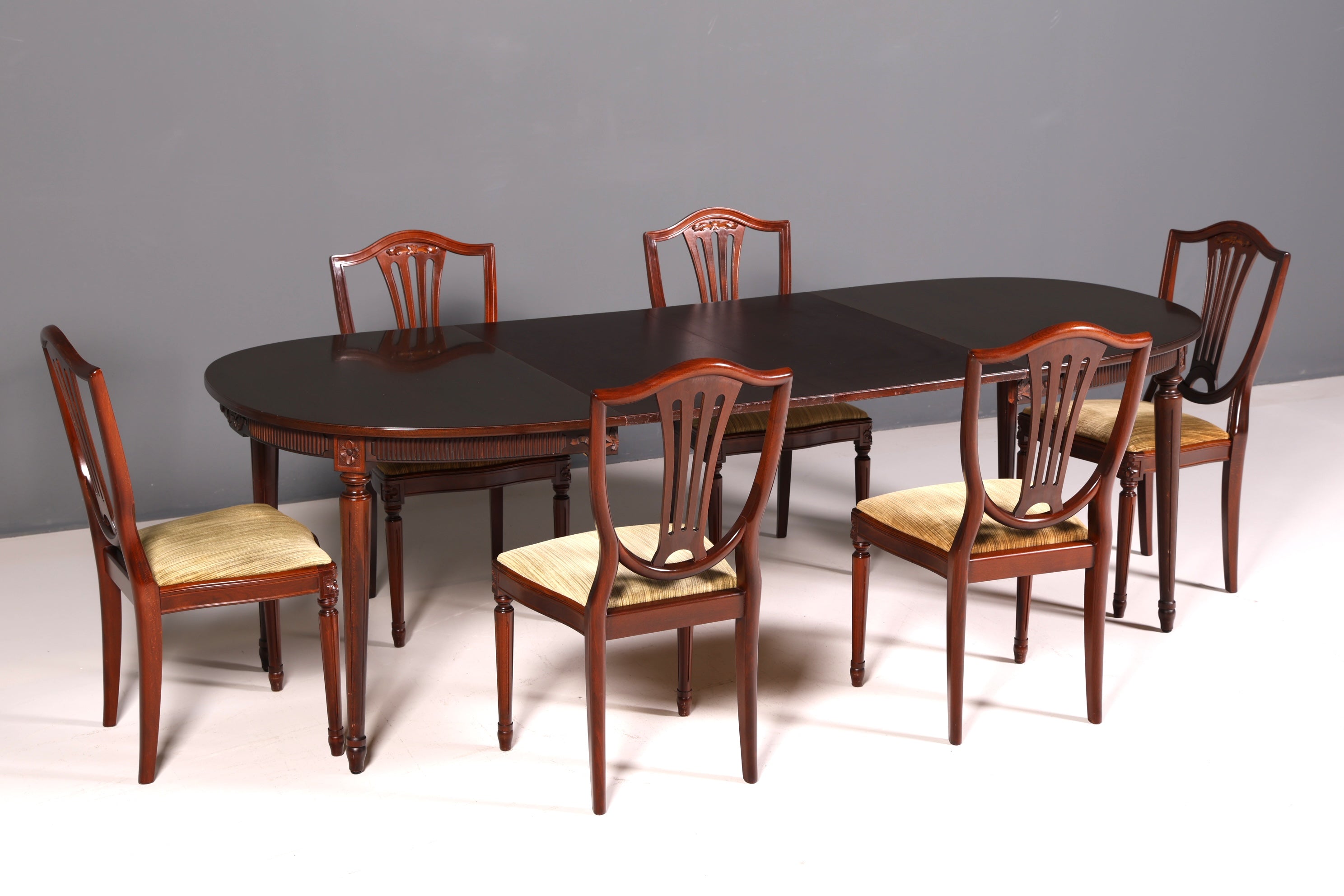 Wunderschöner Tisch im Gustavianischen Stil Küchentisch Ausziehbar Antik Esszimmer Tafel