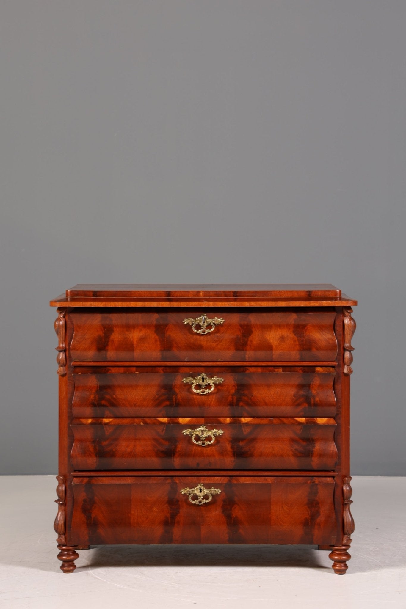 Traumhafte Louis Philippe Kommode Gründerzeit Sideboard um 1880 Schubladenkommode Wäschekommode