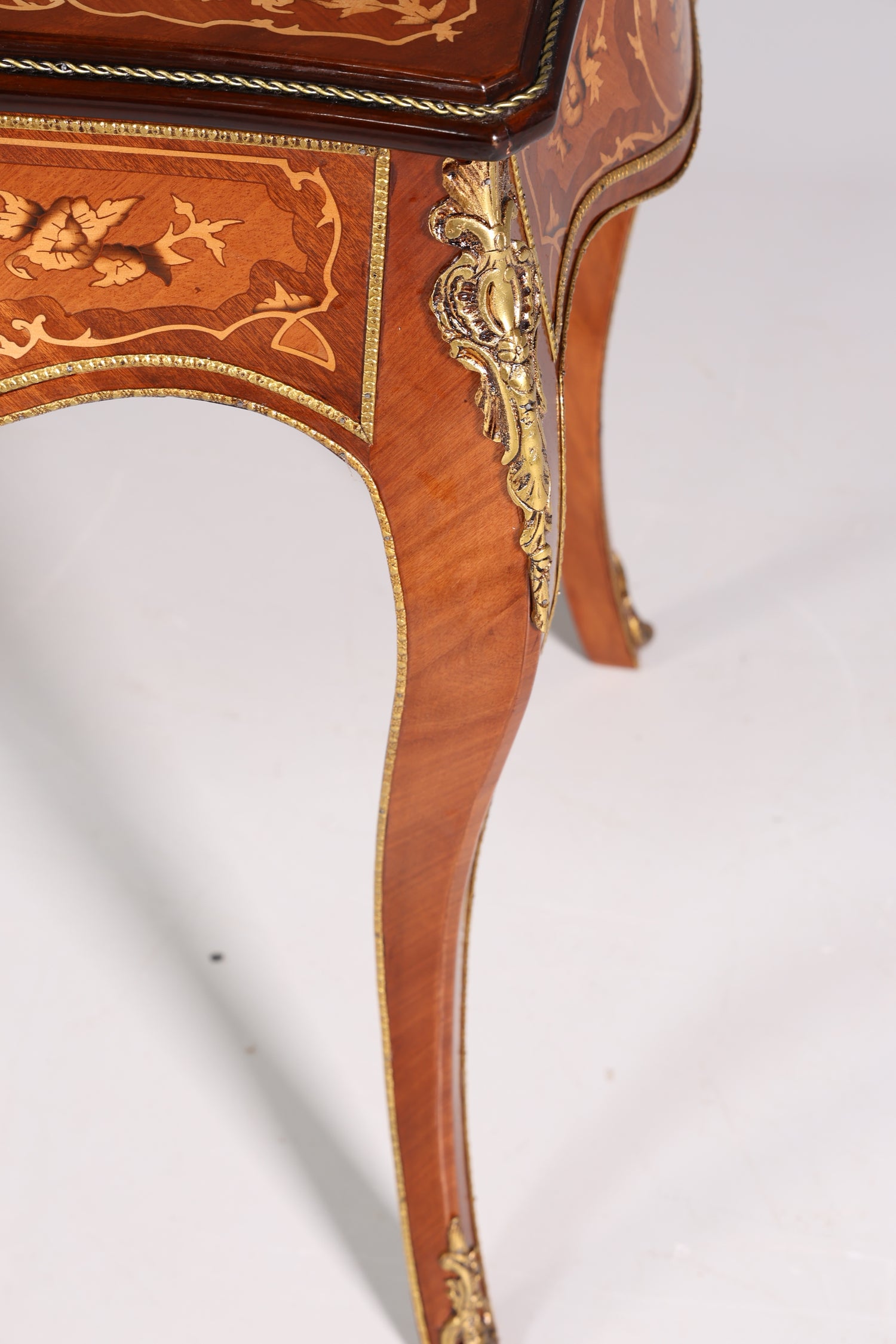 Edler Louis XV Stil Schreibtisch French Office Desk Antik Stil