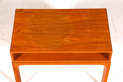 Wunderschöner Aksel Kjersgaard Beisteltlisch Mid Century Ablage Tisch Teak Holz Danish Design Nachttisch