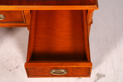 Beautiful Original Heldense English Desk Yew Real Leather Top Office Desk Antique Style