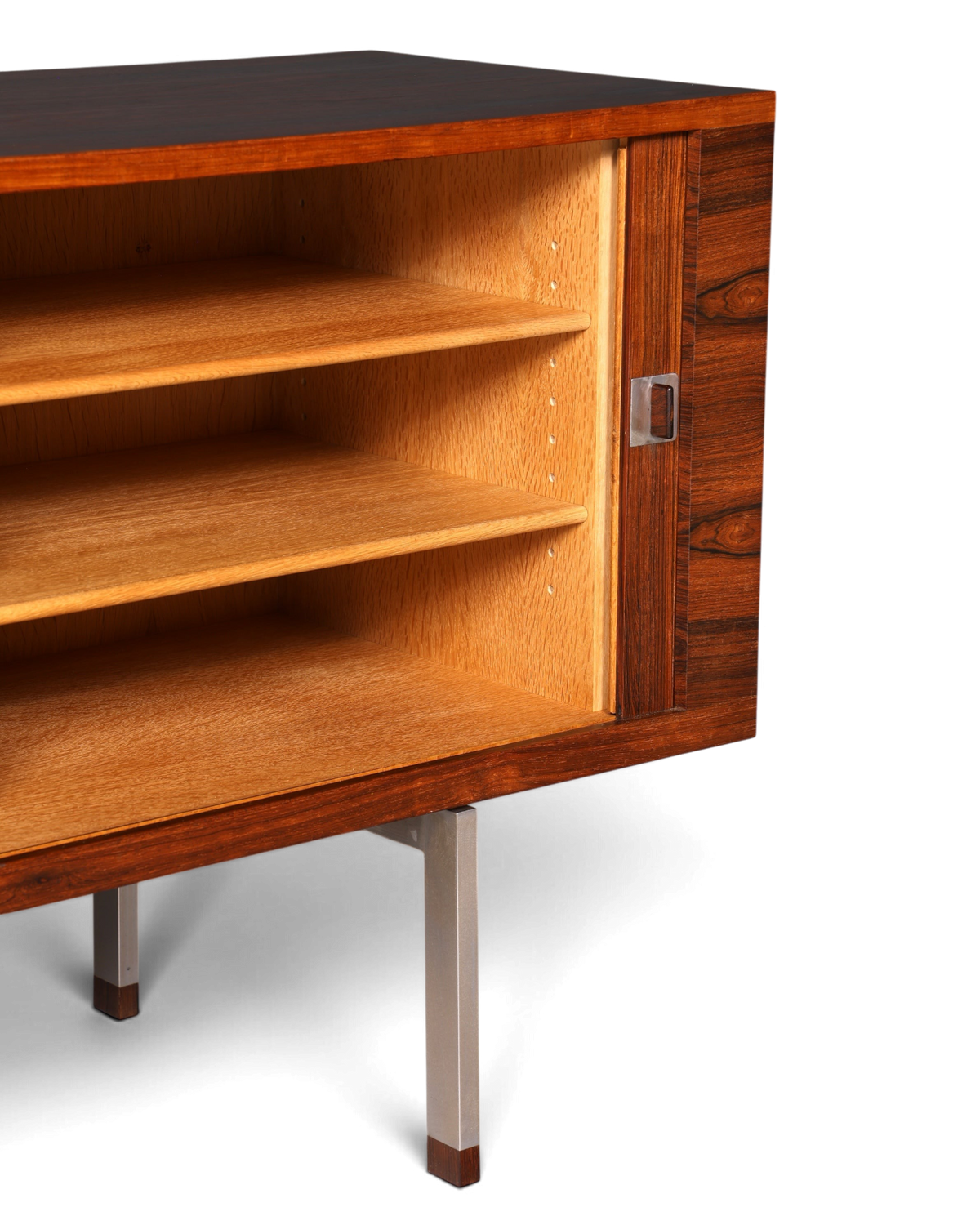 Beeindruckendes Original Hans J. Wegner für RY Møbler Modell RY 25 Sideboard Palisander Holz TV Kommode Vintage Schiebetür Schrank 1 von 2