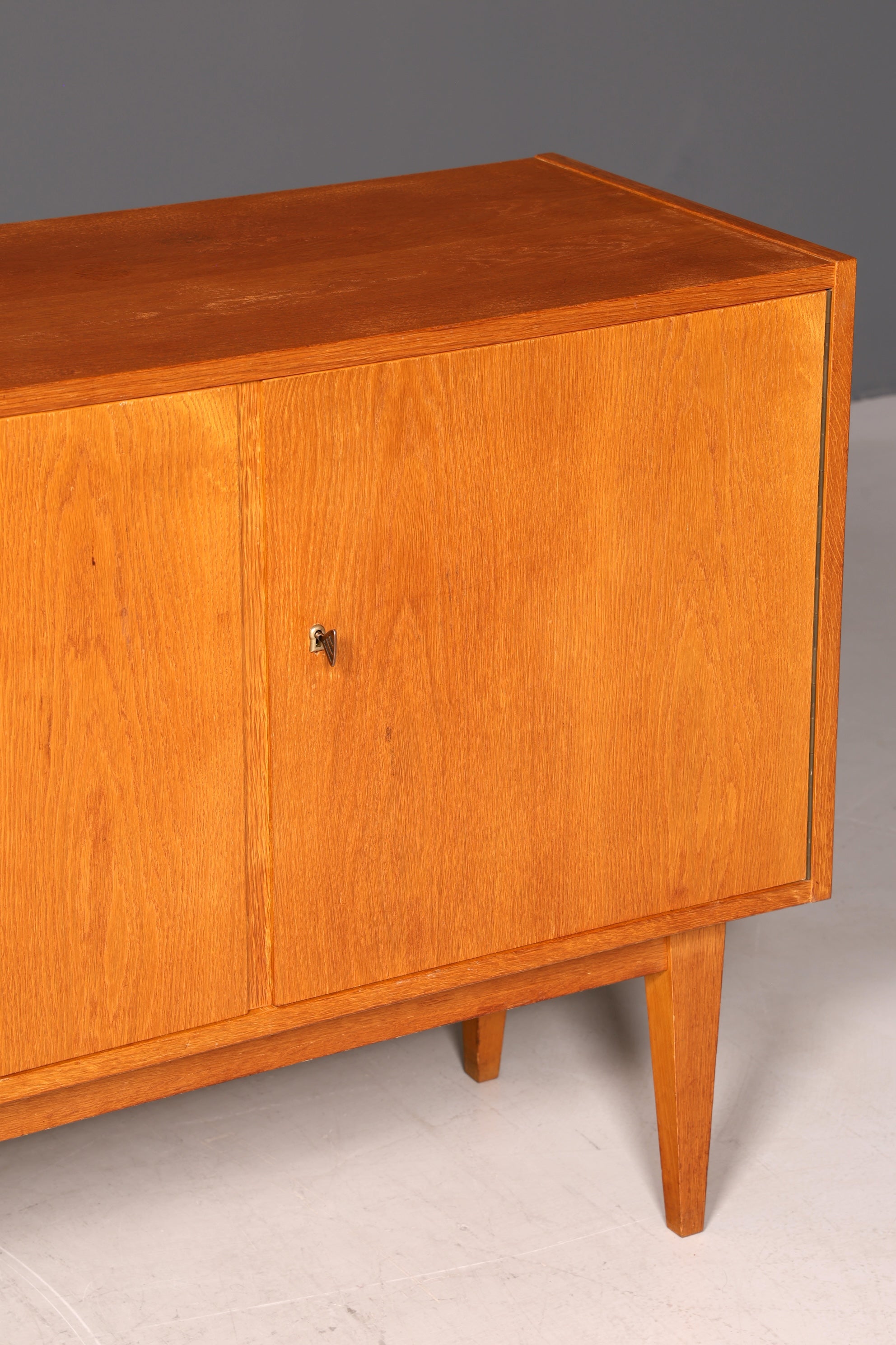 Wunderschönes Original Hellerau Franz Ehrlich 602 Sideboard Mid Century TV Schrank VEB