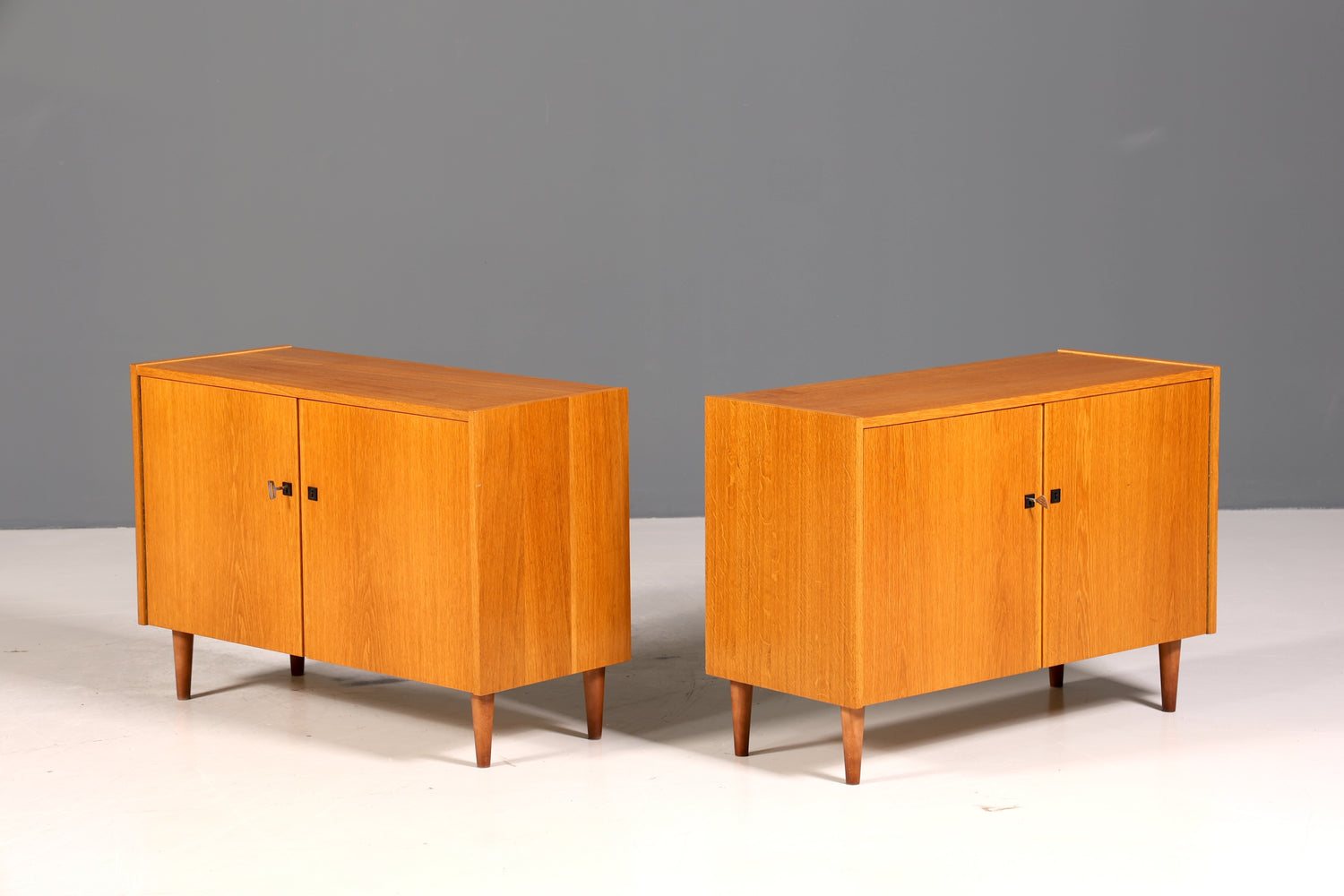 Wunderschöner Mid Century Schrank Vintage Kommode Retro Flur Kommode 60s 1 von 2