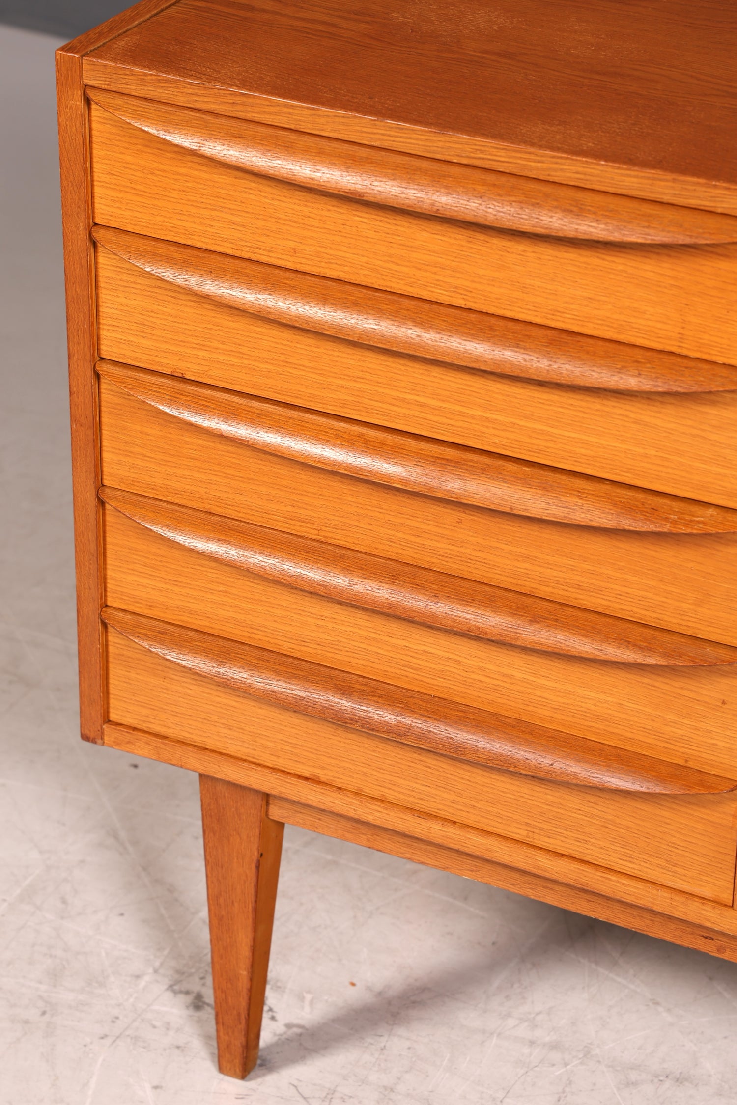 Wunderschönes Original Hellerau Franz Ehrlich 602 Sideboard Mid Century TV Schrank VEB