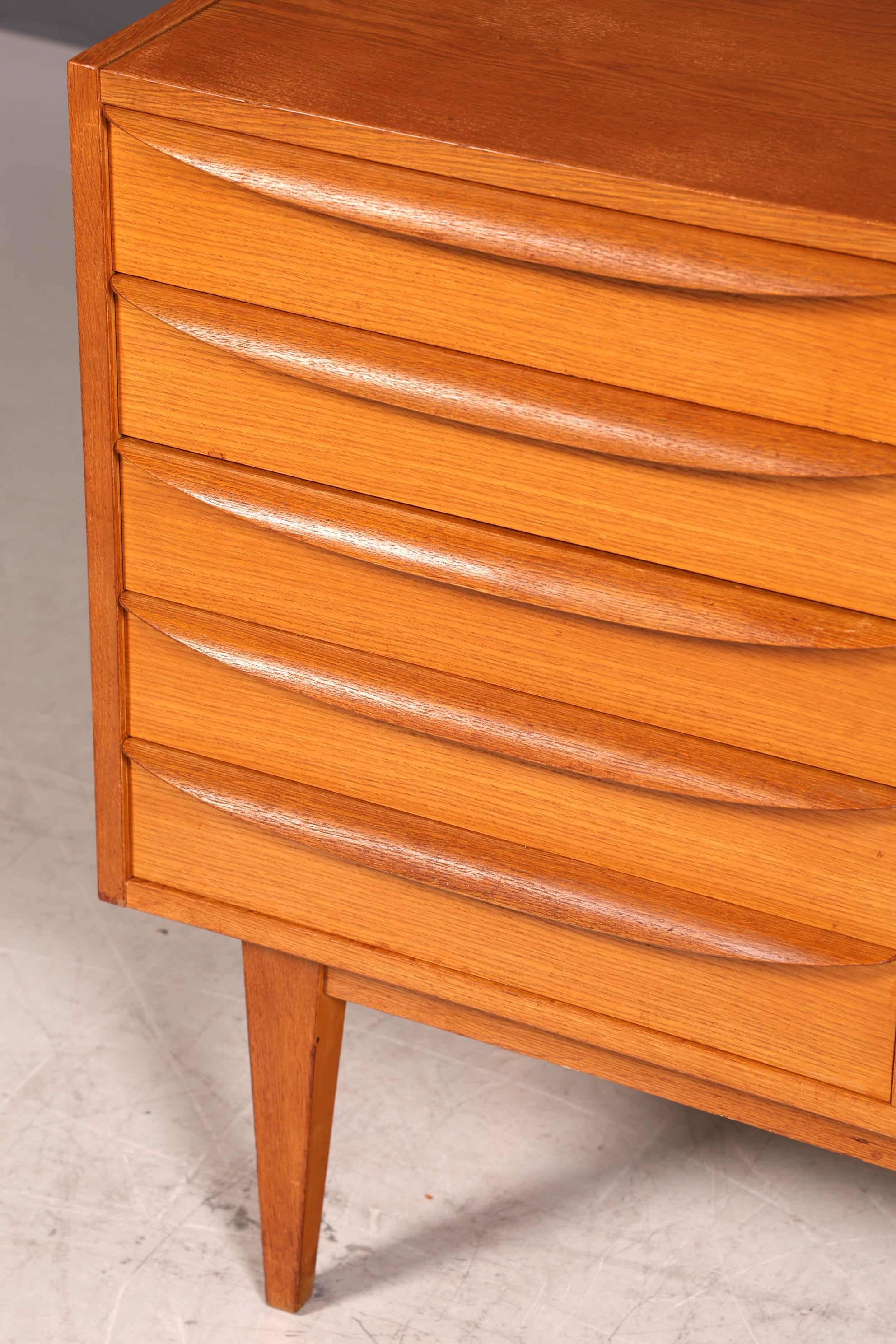 Wunderschönes Original Hellerau Franz Ehrlich 602 Sideboard Mid Century TV Schrank VEB