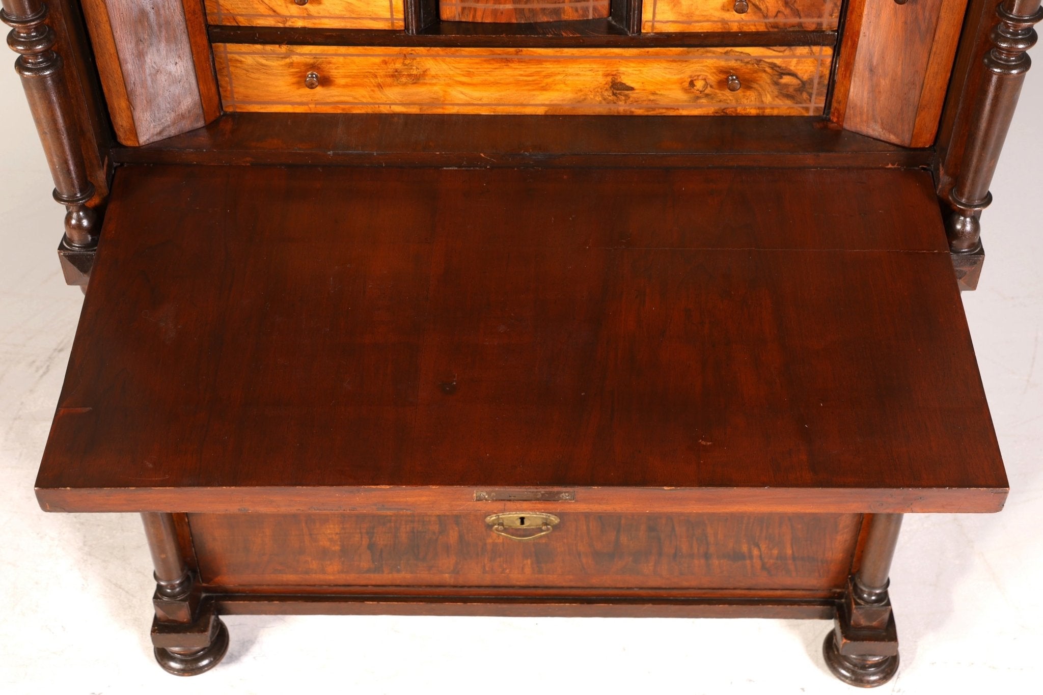 Wunderschöner Gründerzeit Sekretär Vertiko Nussbaum Highboard Louis Philippe Kommode Sekretär Schrank um 1880