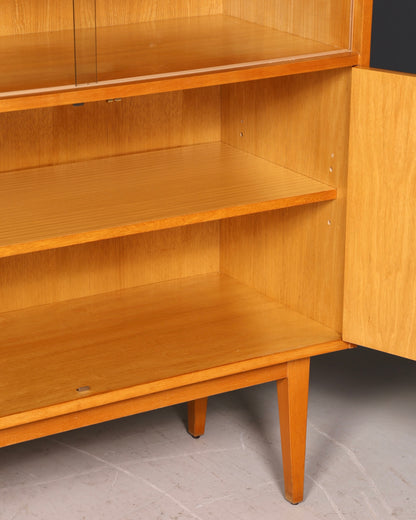 Beautiful original Hellerau mid-century display cabinet, Franz Ehrlich 602 chest of drawers and bookcase