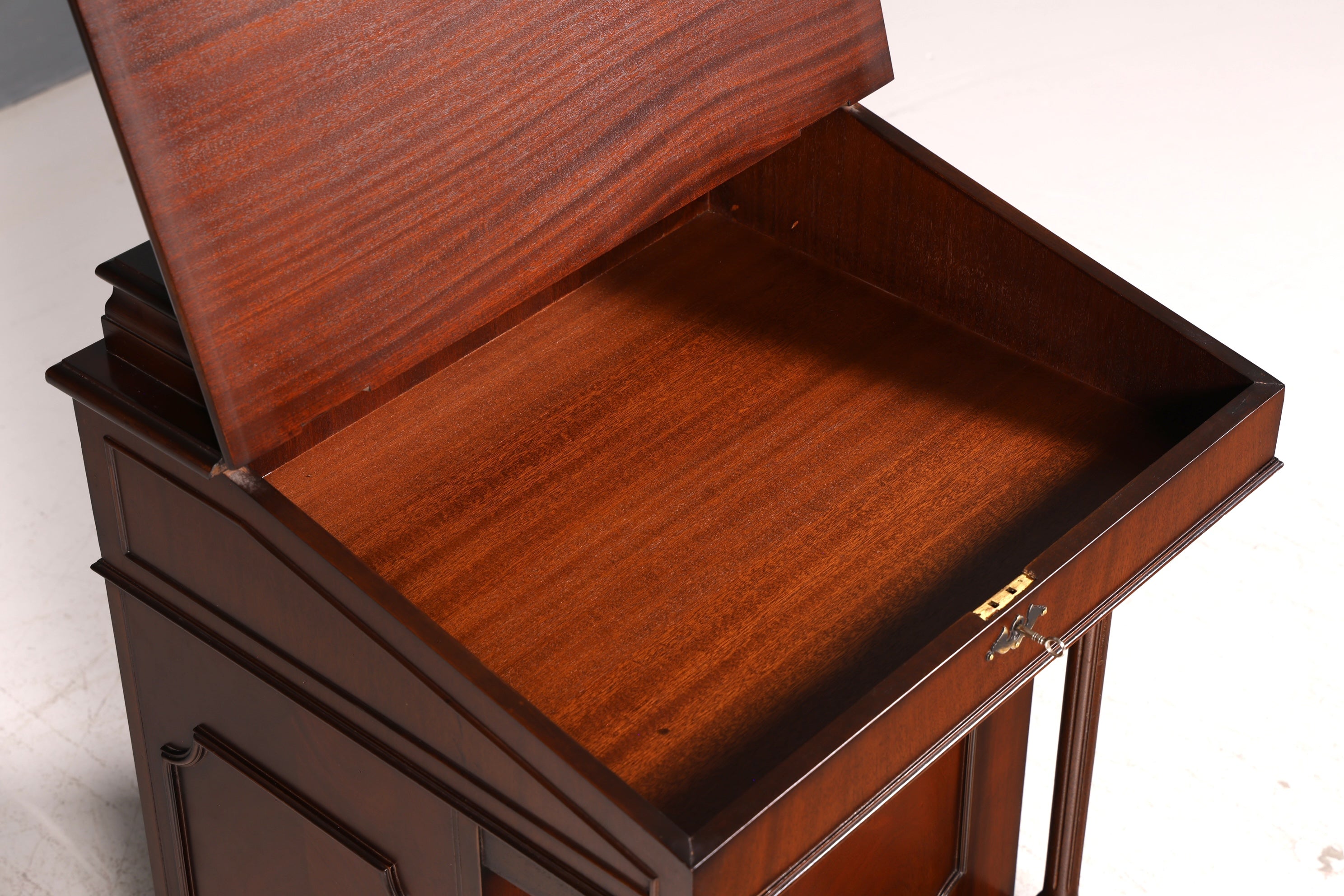 Wunderschöner Englischer Davenport Schreibtisch Desk Sekretär Lederauflage Kommode