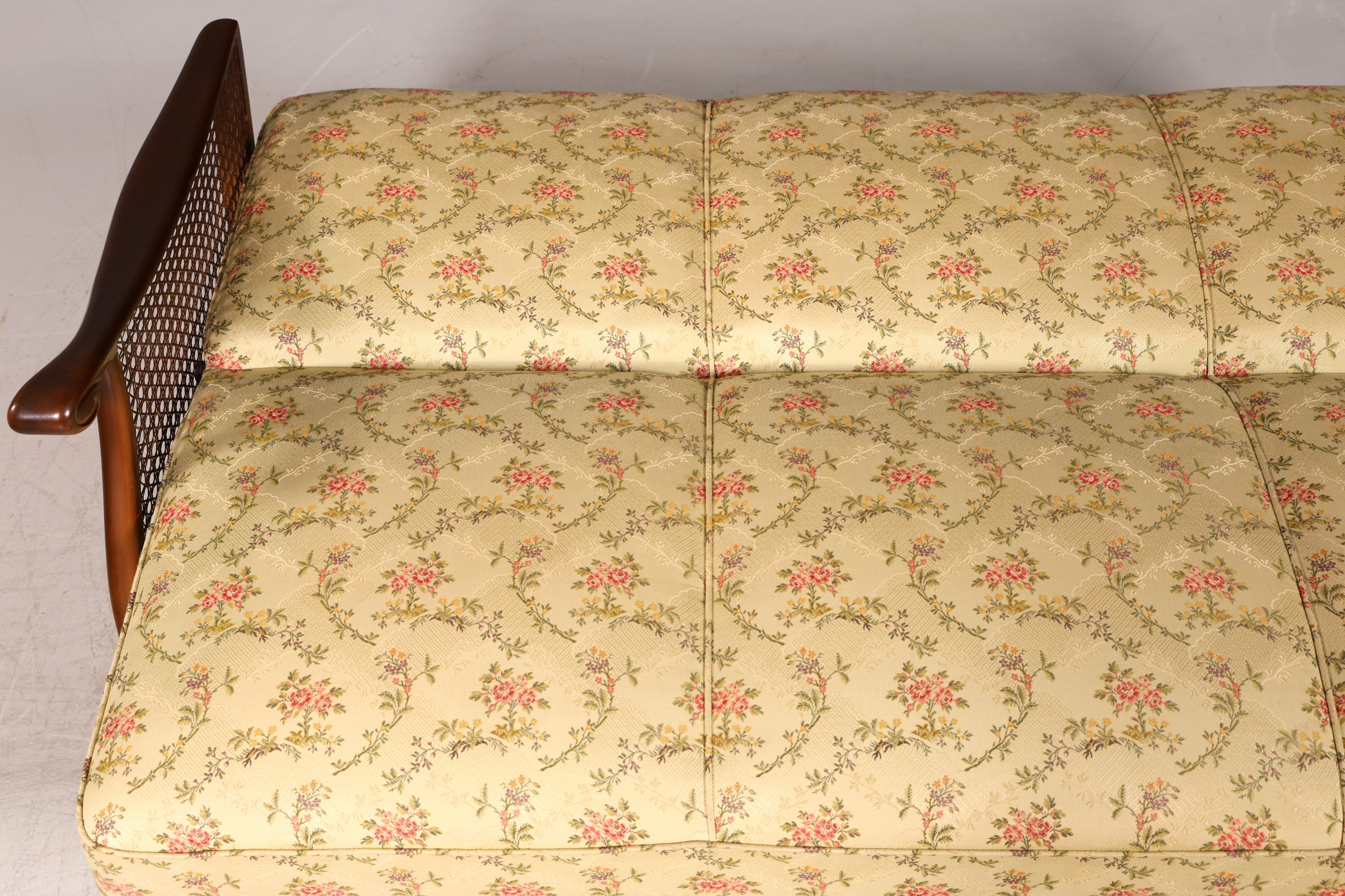 G282 Finish Wunderschönes Chippendale Sofa Antik Barock Stil Wiener Geflecht Couch 3-Sitzer Canapé (Kopie)