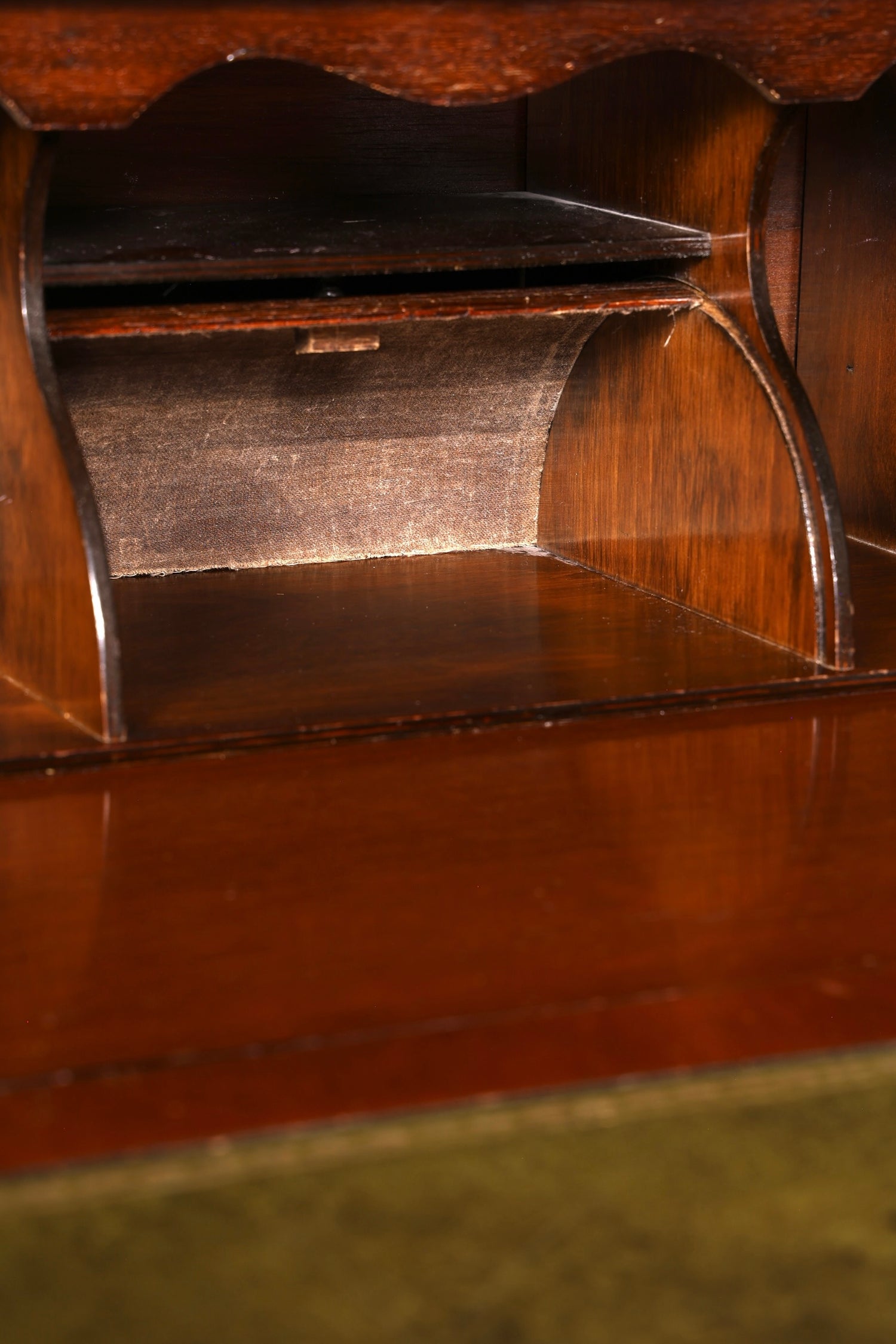 Wunderschöner Englischer Sekretär Schreibkommode Mahagoni Echt Holz Schreibtisch Kommode 60s UK Vintage