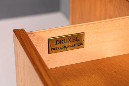 Edler Original Drexel Heritage Vitrine Bücherschrank Art Deco USA Antik Schrank Buffet Regal Glasvitrine Vintage Holz