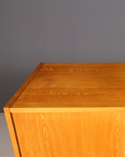 Beautiful original Hellerau mid-century display cabinet, Franz Ehrlich 602 chest of drawers and bookcase