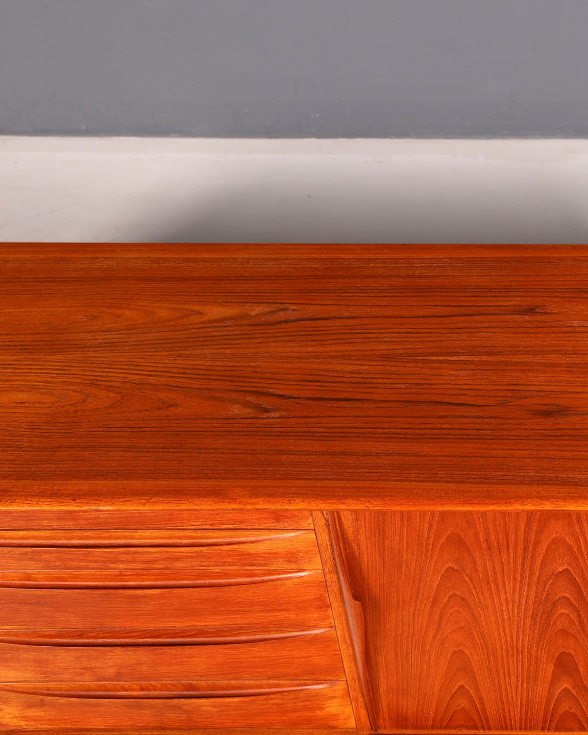 Beautiful Dyrlund mid-century teak sideboard, Danish design, vintage cabinet dresser