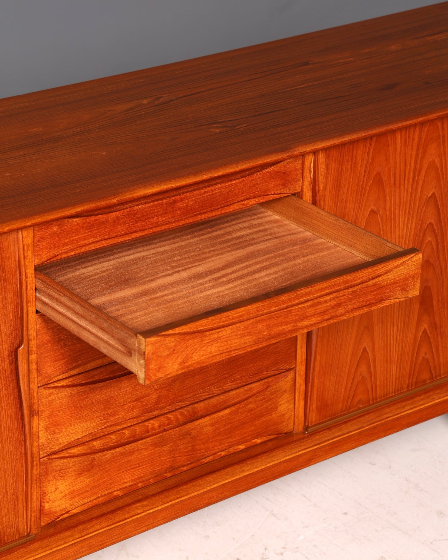 Beautiful Dyrlund mid-century teak sideboard, Danish design, vintage cabinet dresser