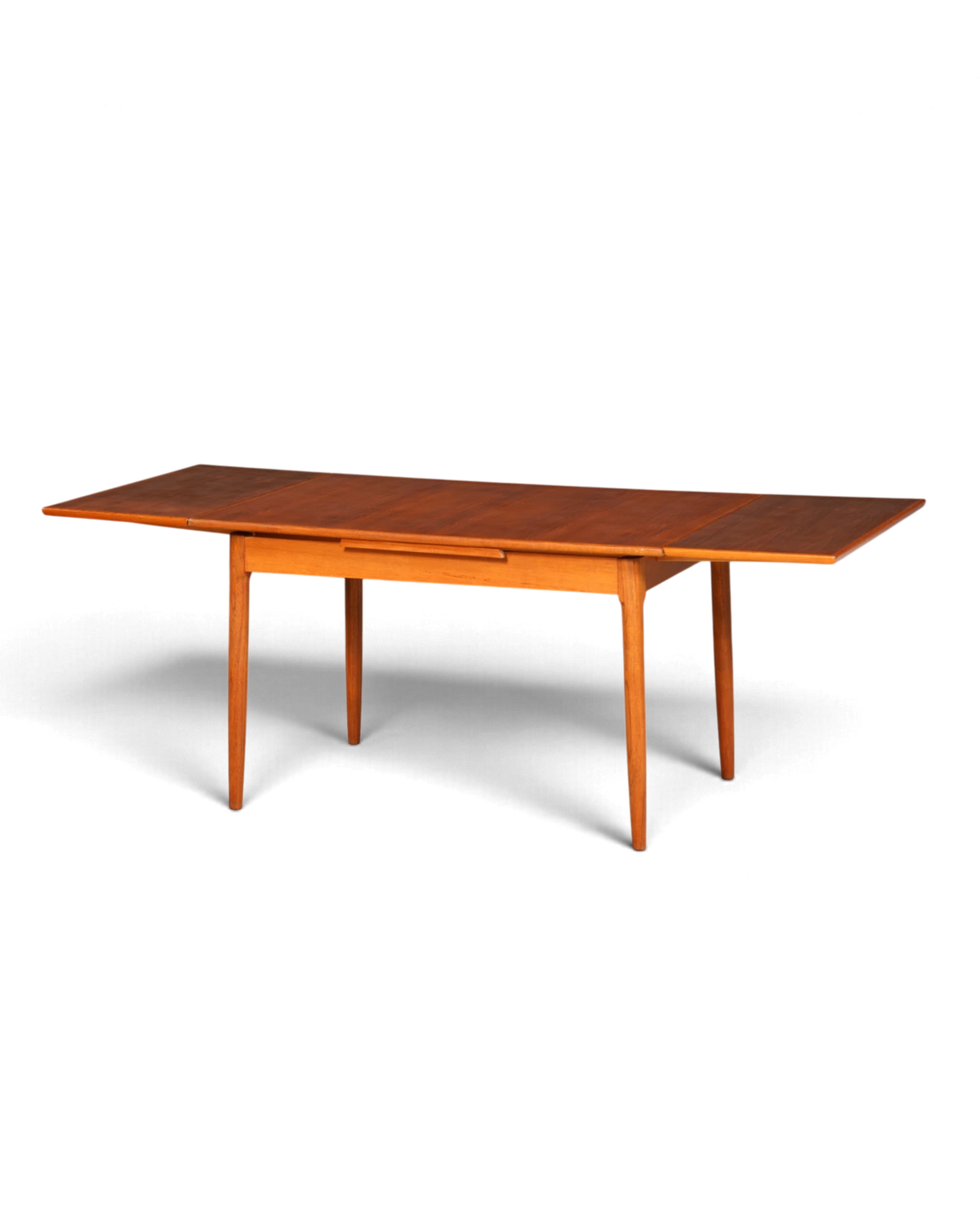 Beautiful mid-century dining table, extendable Danish design, teak wood kitchen table, dining room table, made in Denmark, 1960s