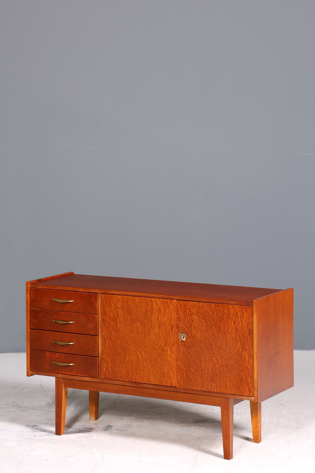 Wunderschönes Mid Century Sideboard Vintage TV Kommode 60s Schrank